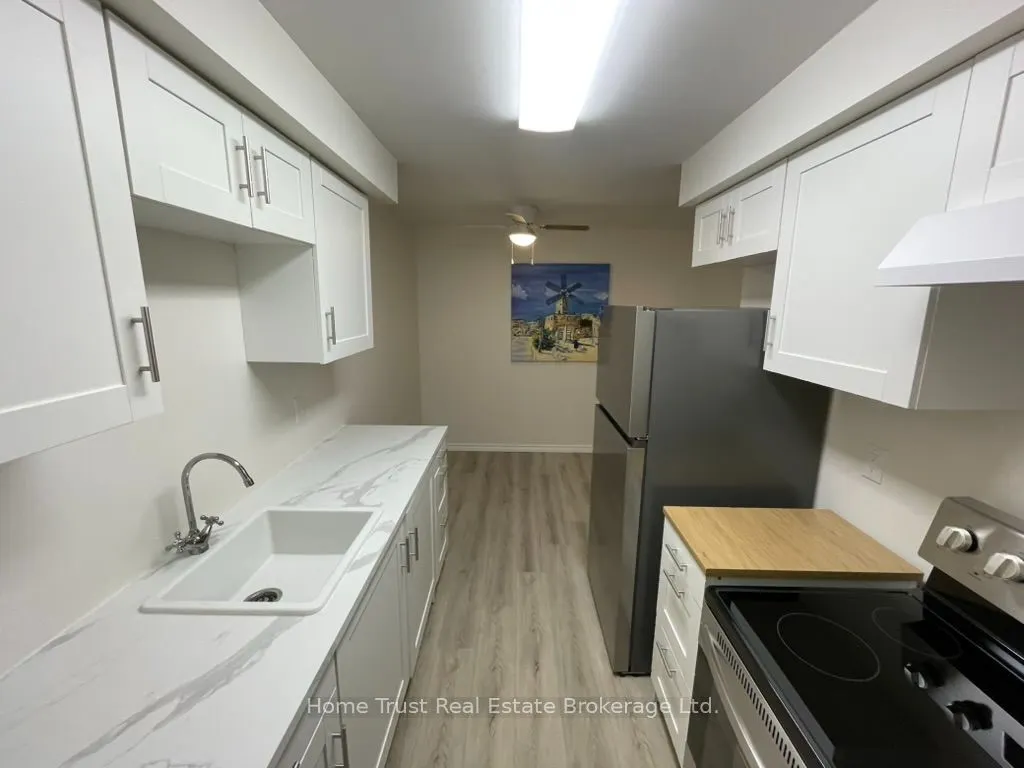 2 Worton Avenue #18