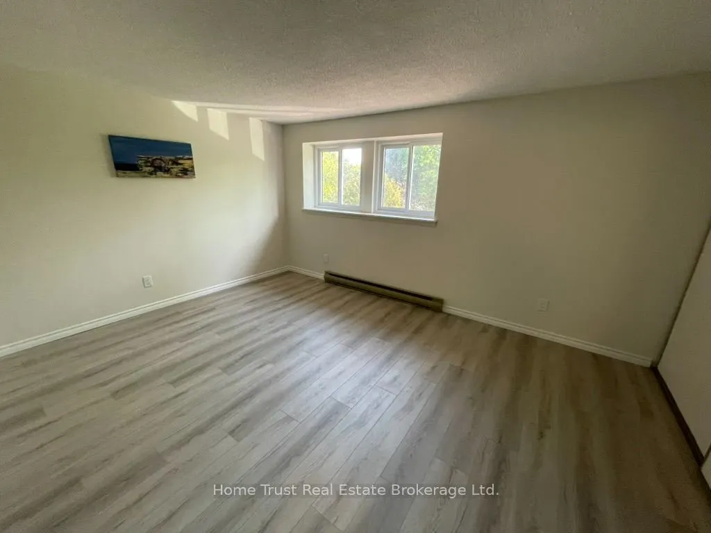 2 Worton Avenue #18