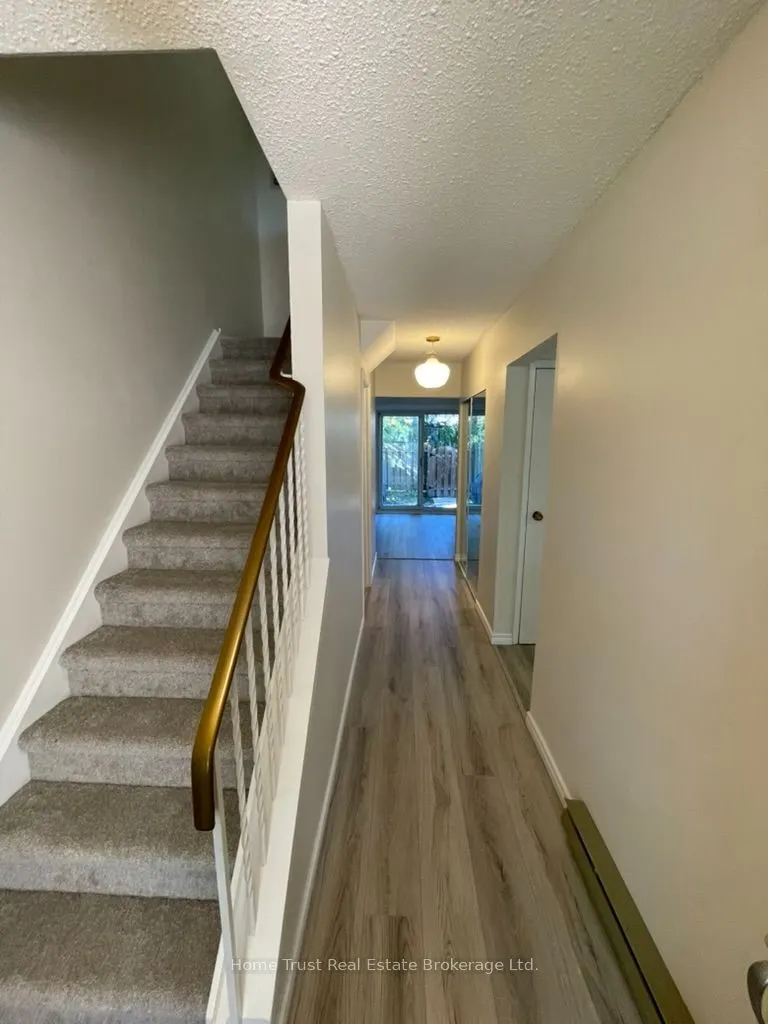 2 Worton Avenue #18