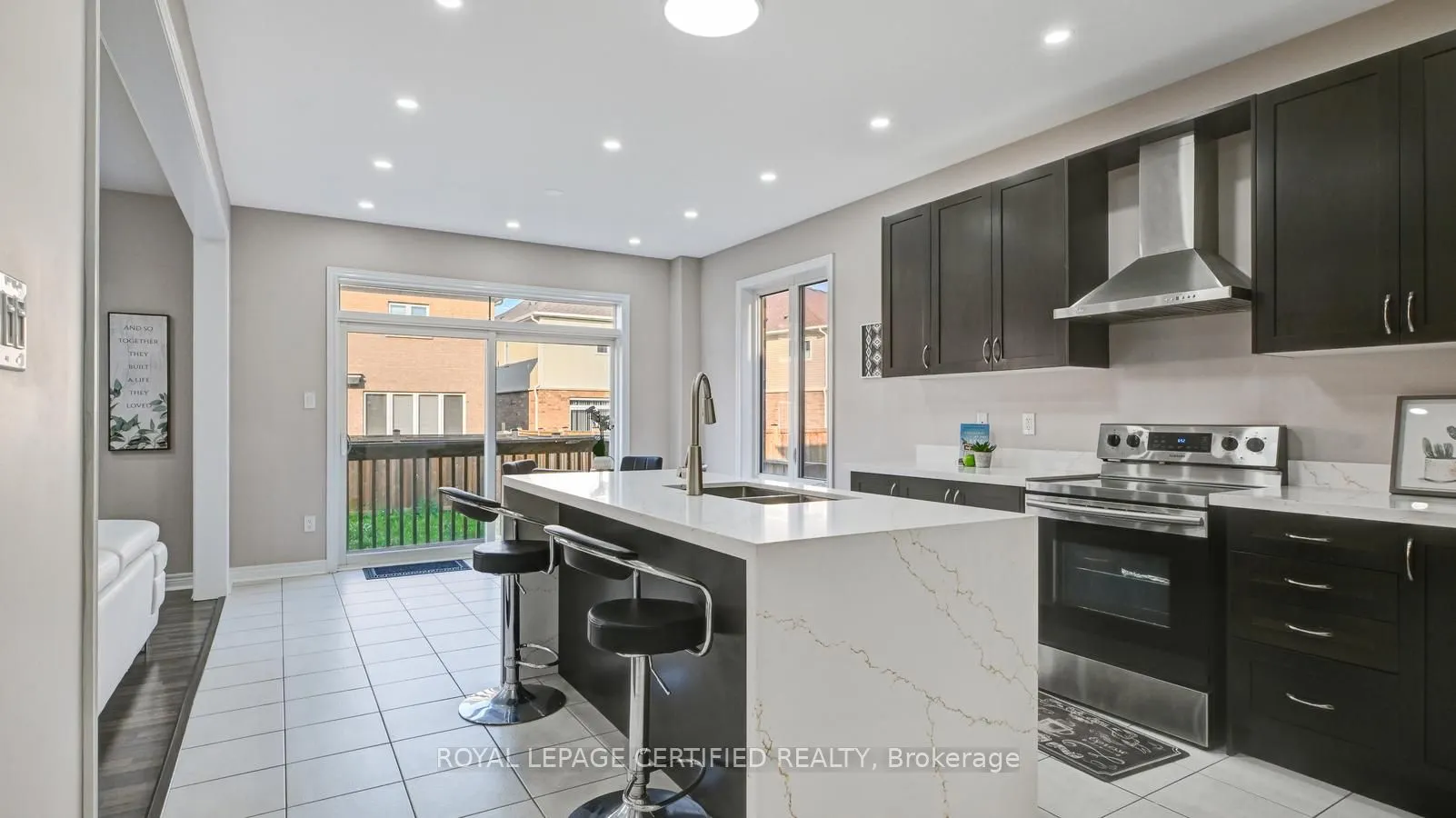 33 Robbins Ridge