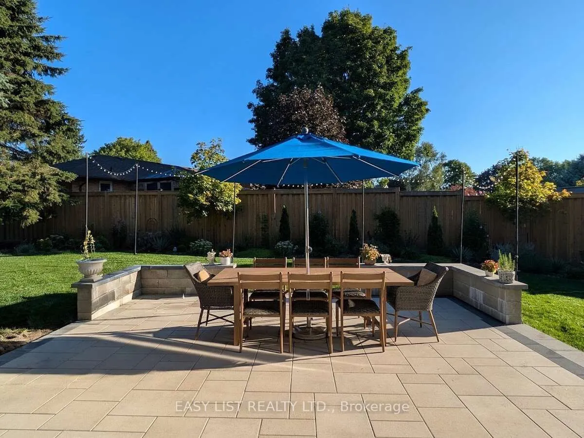 8 Tanager Drive