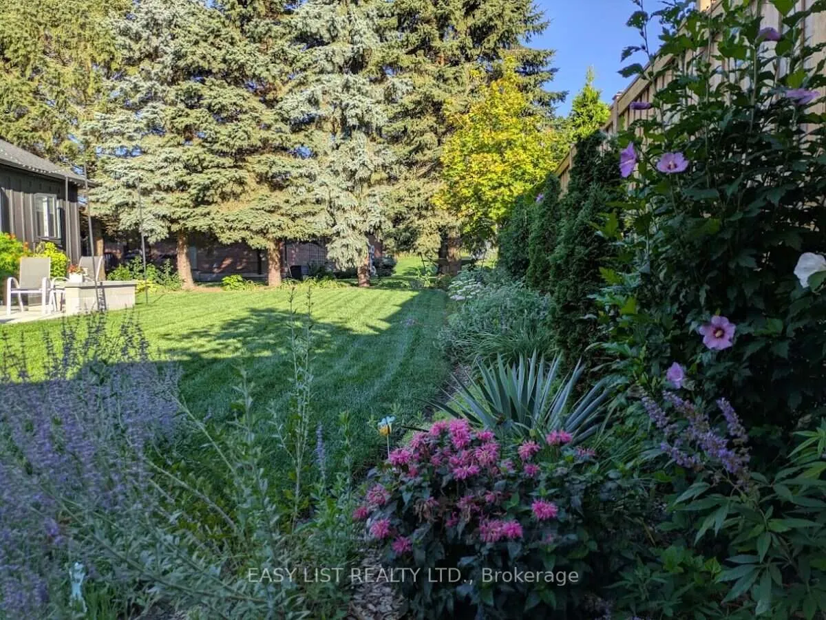 8 Tanager Drive