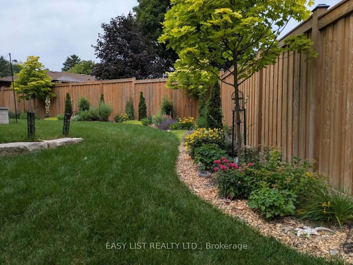 8 Tanager Drive