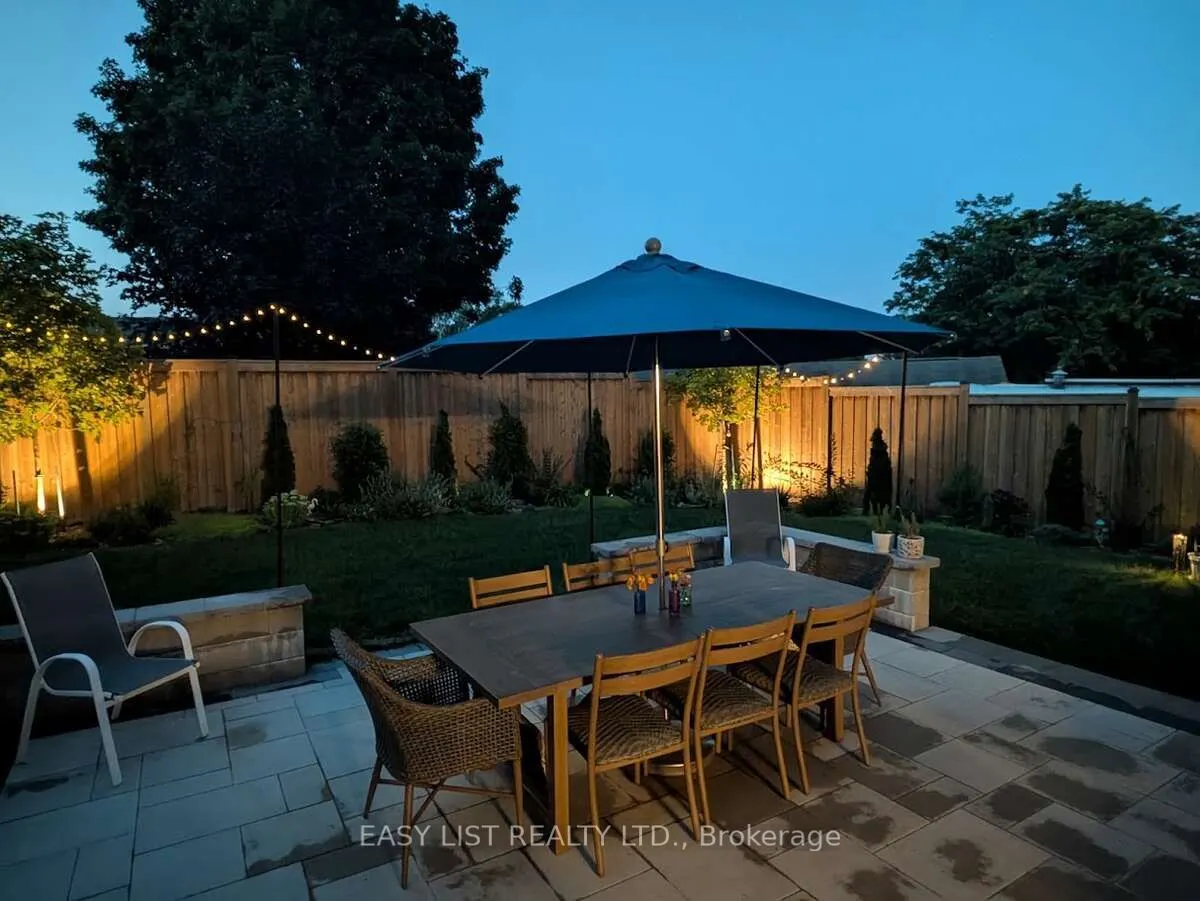8 Tanager Drive