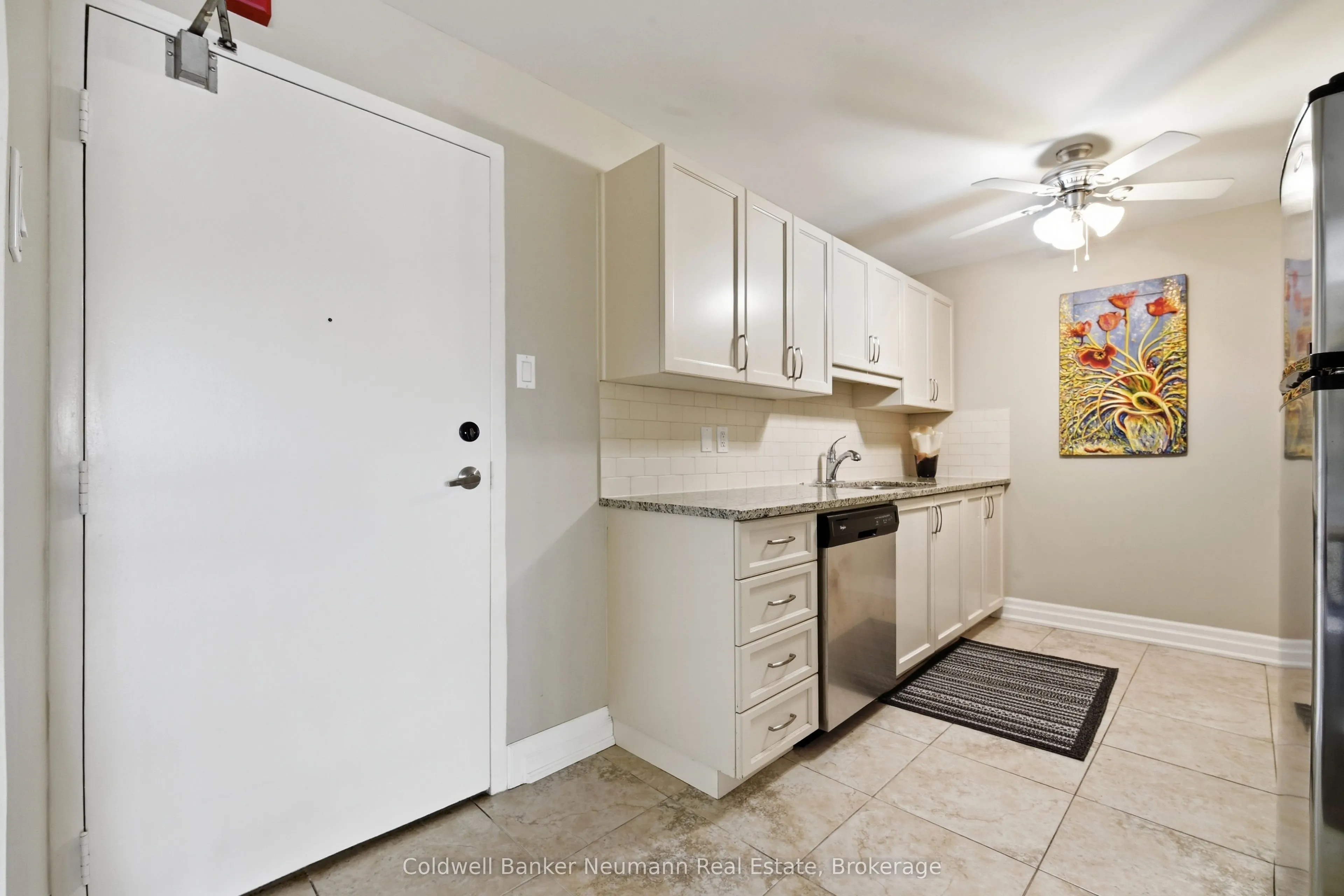 55 Yarmouth Street #803