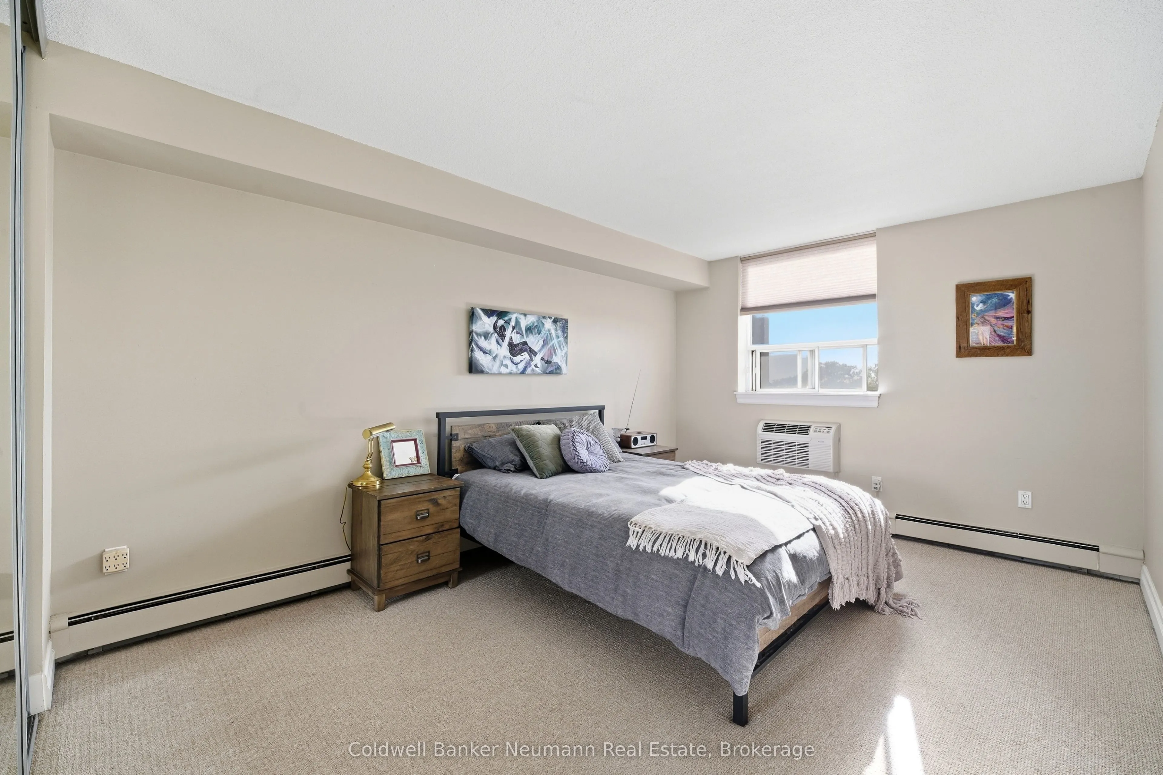 55 Yarmouth Street #803