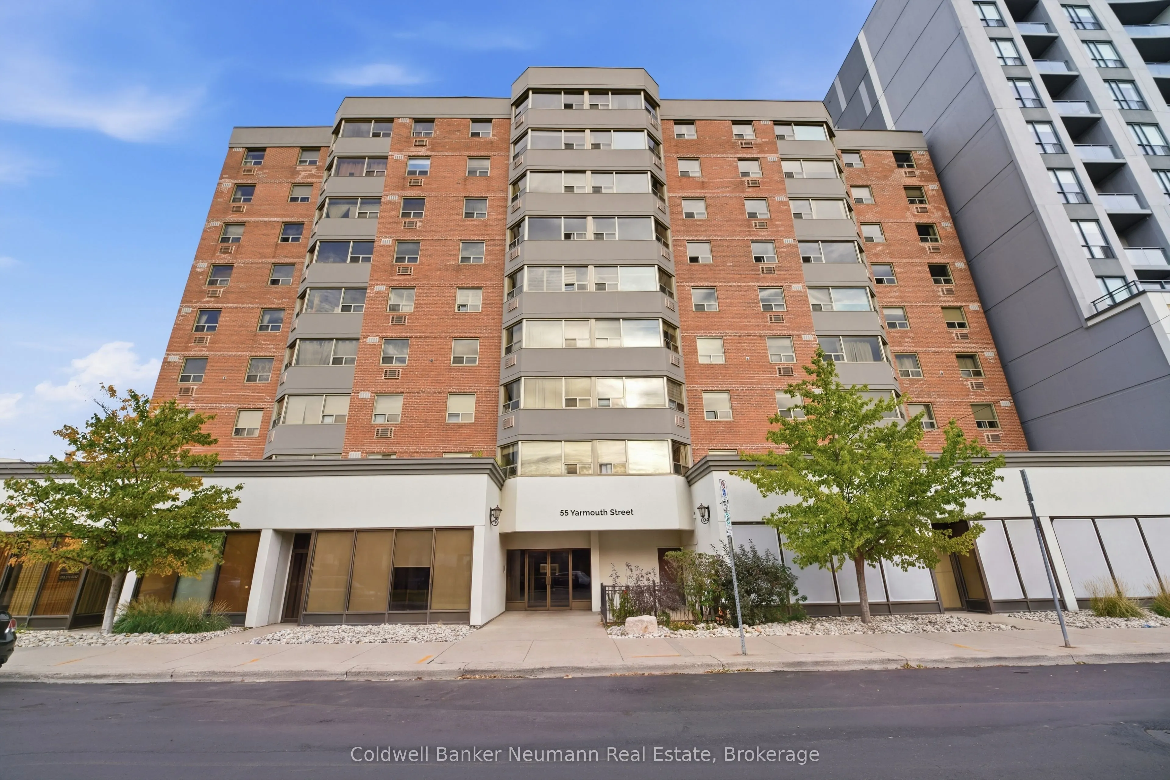 55 Yarmouth Street #803