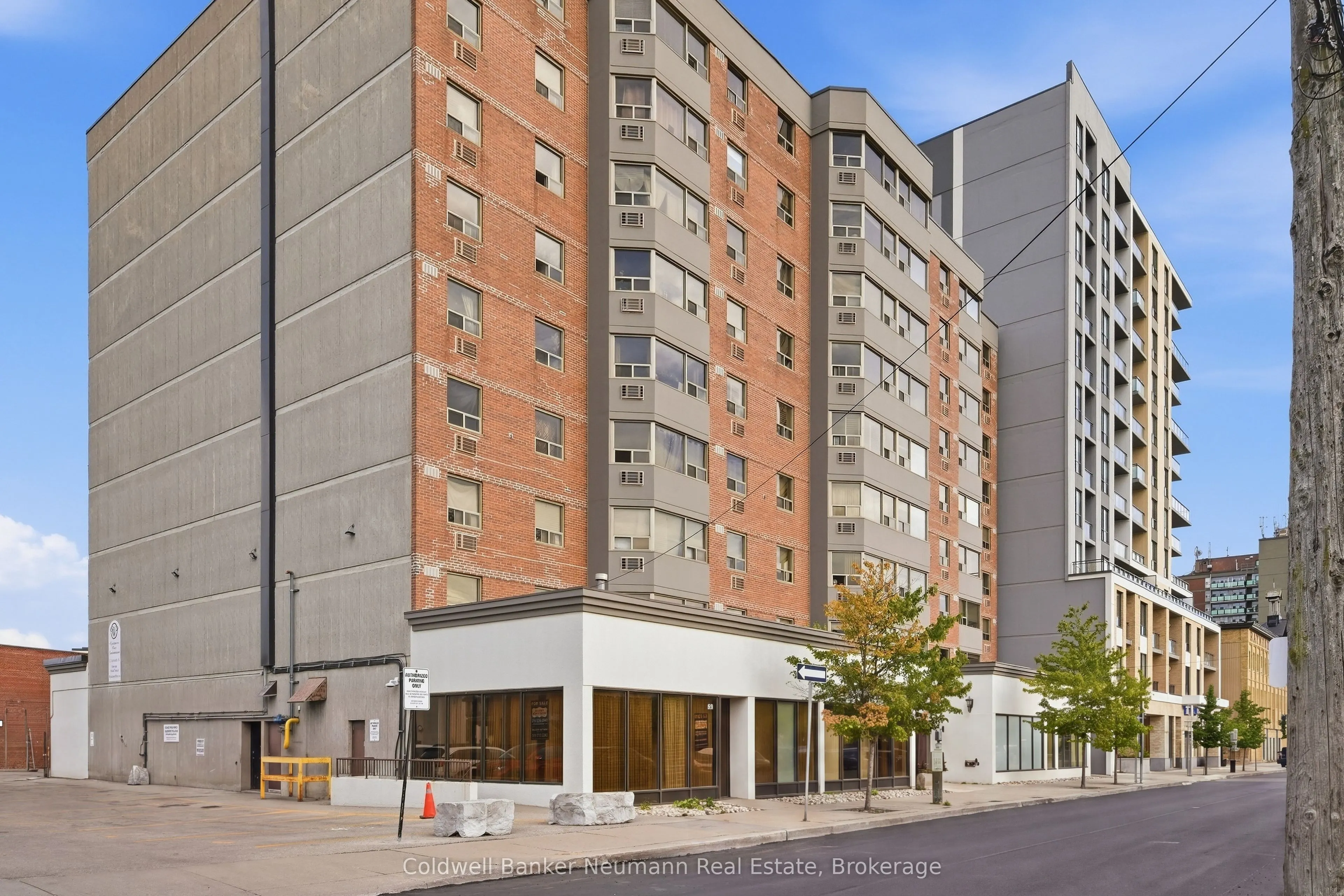 55 Yarmouth Street #803