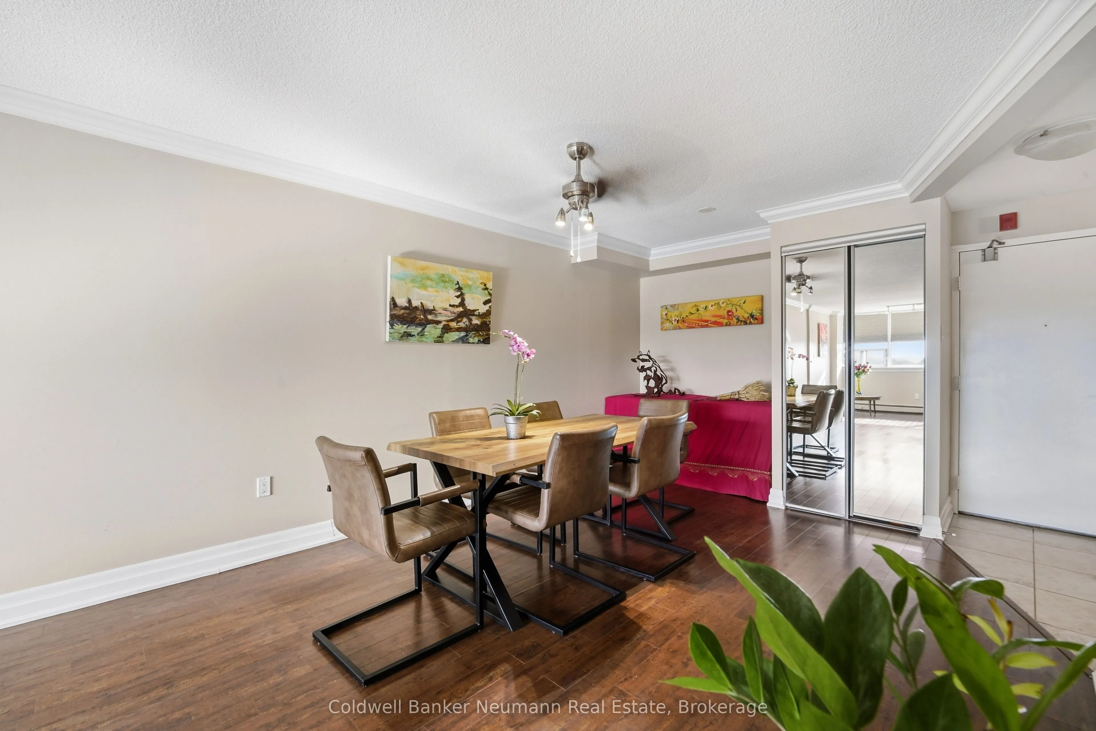55 Yarmouth Street #803