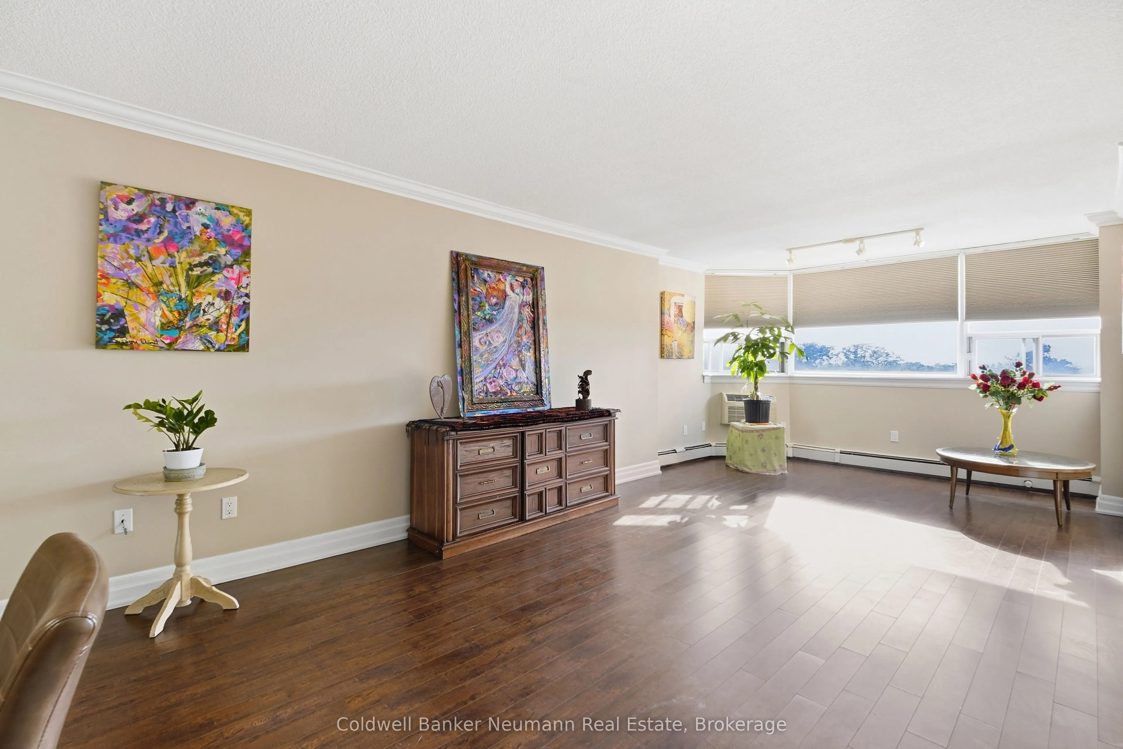 55 Yarmouth Street #803