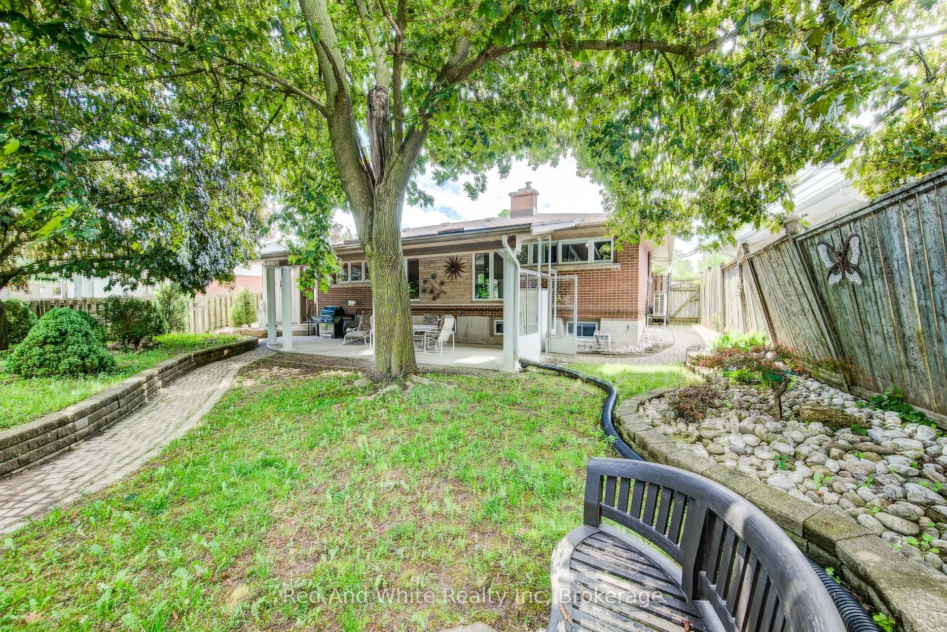 192 Warren Road