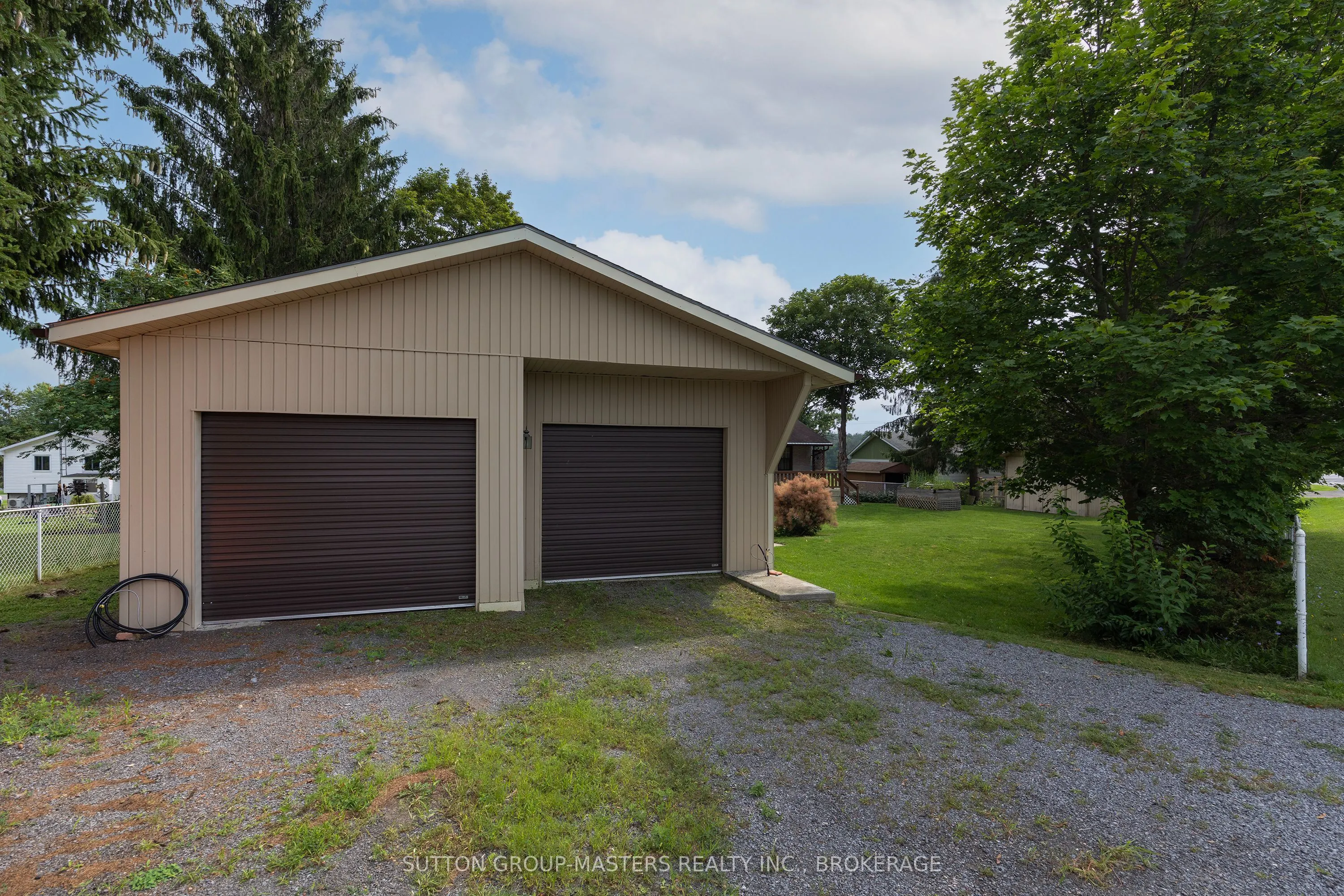 7433 County 2 Road