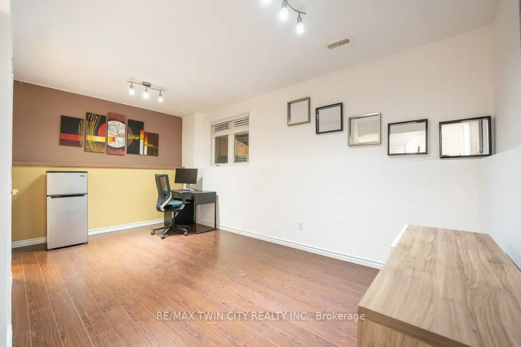 110 Activa Avenue #E33