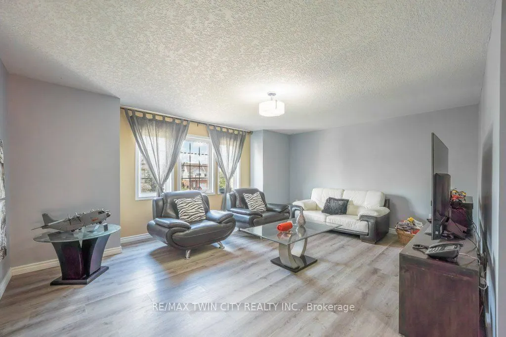 110 Activa Avenue #E33