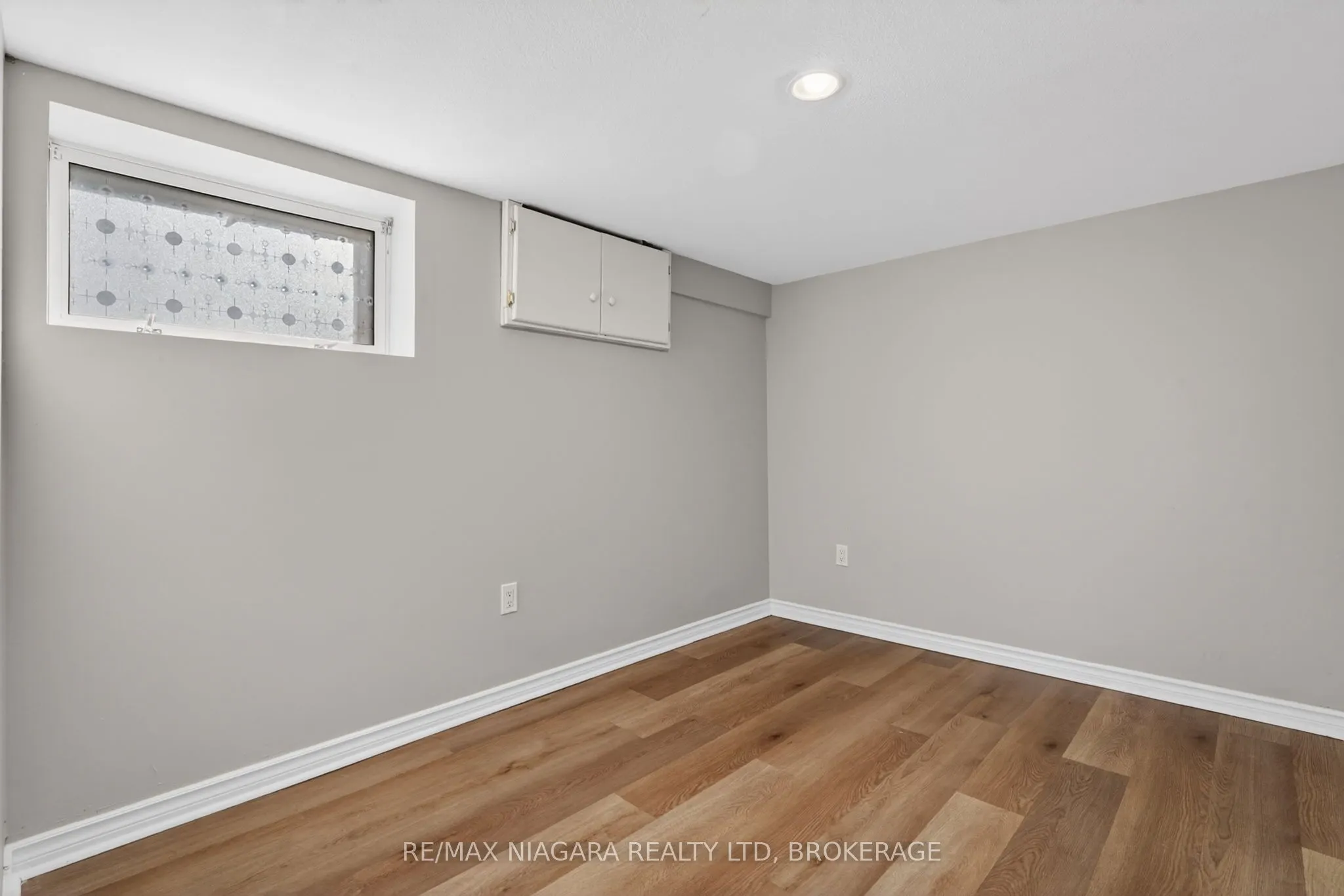 214 NIAGARA Street