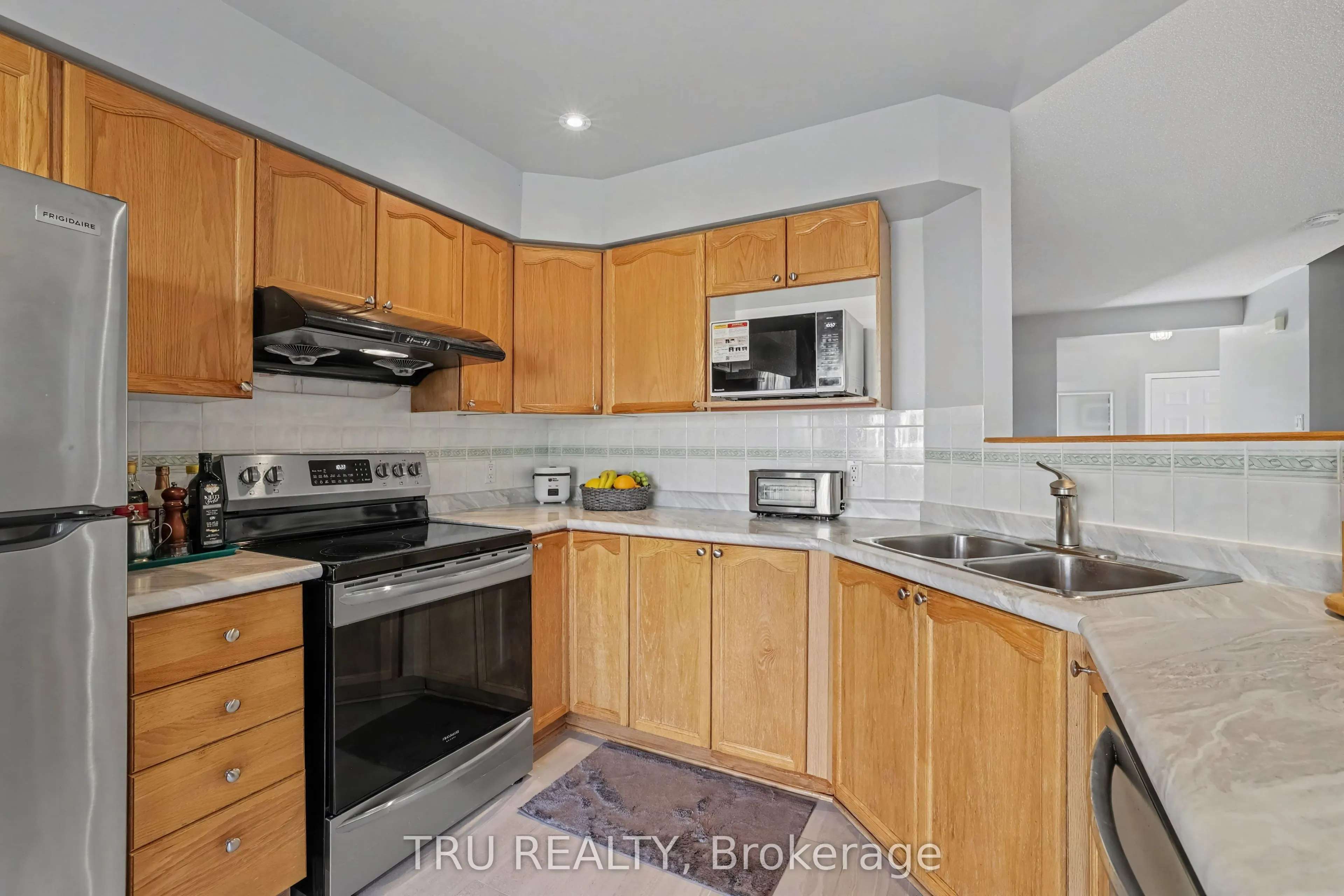 4645 Ogilvie Walk Crescent