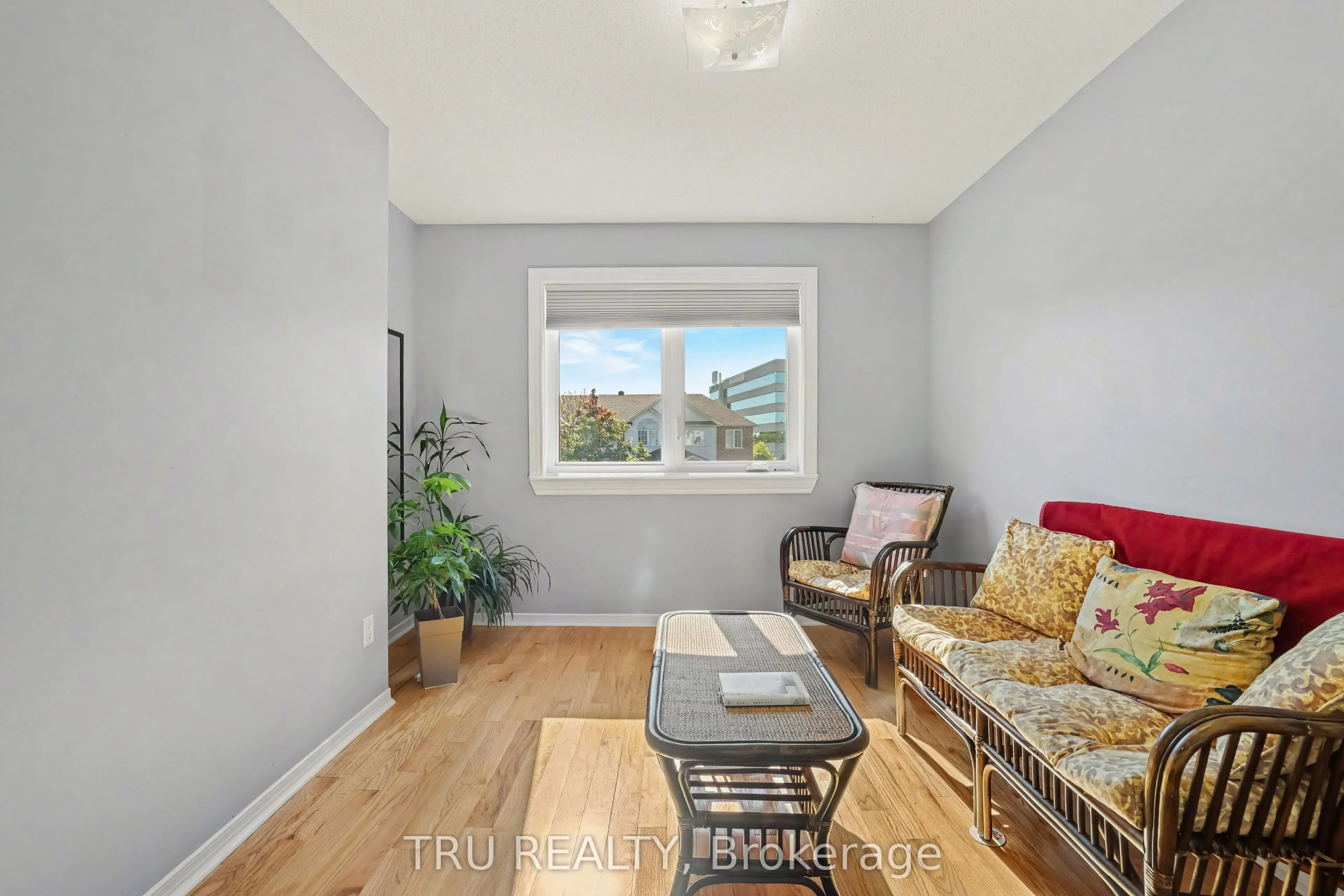 4645 Ogilvie Walk Crescent