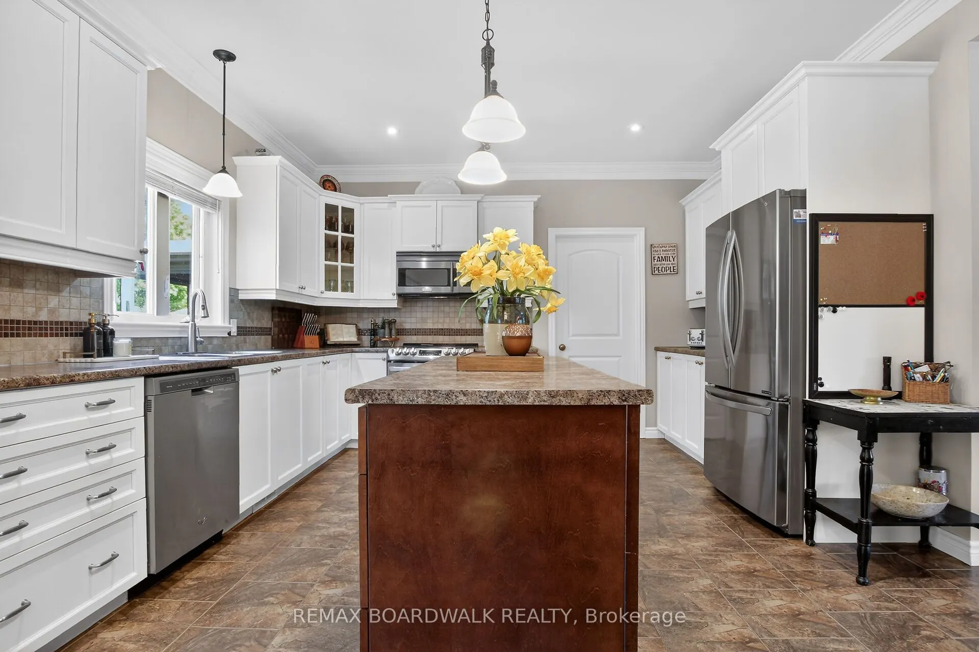 375 Quartz Avenue