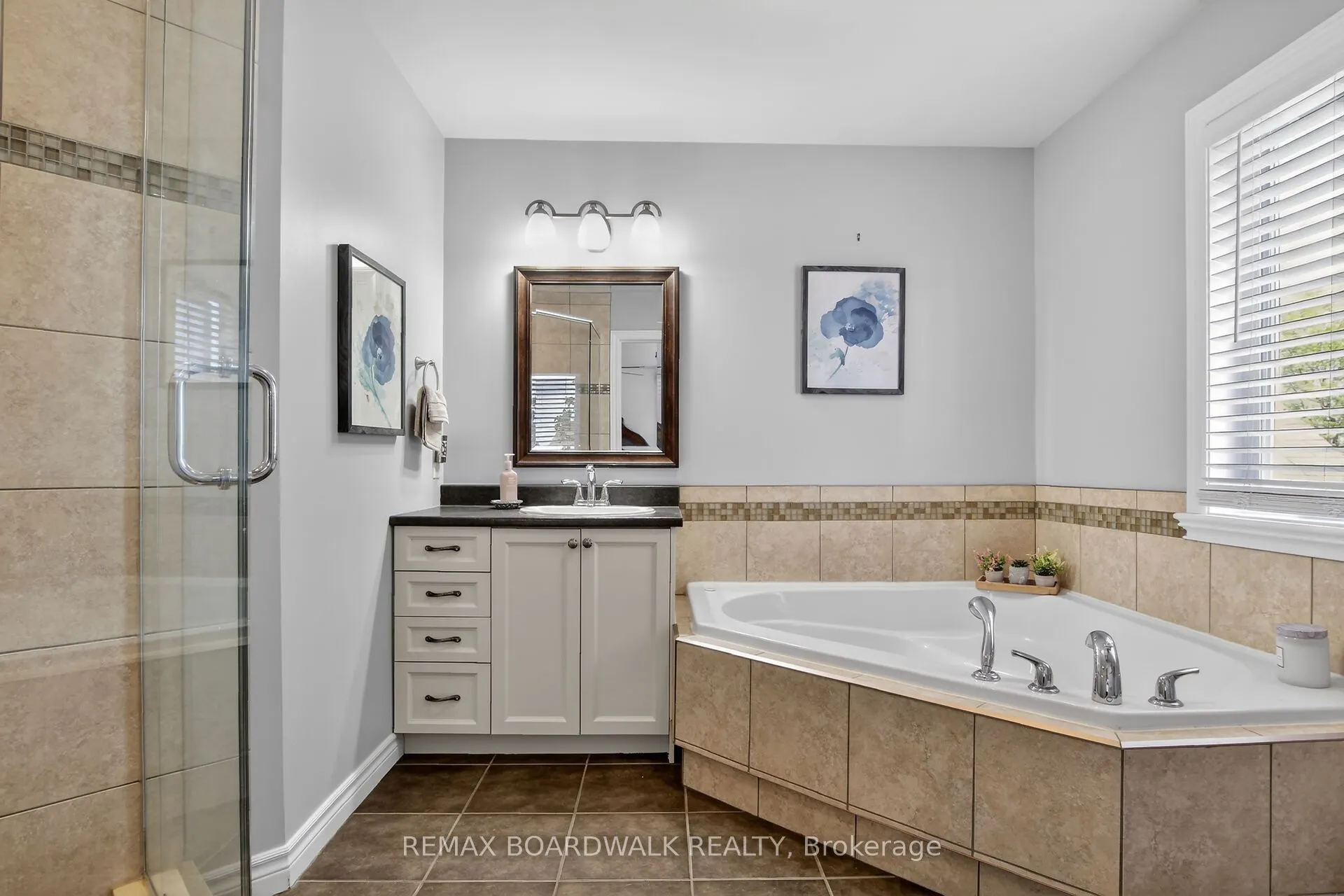 375 Quartz Avenue