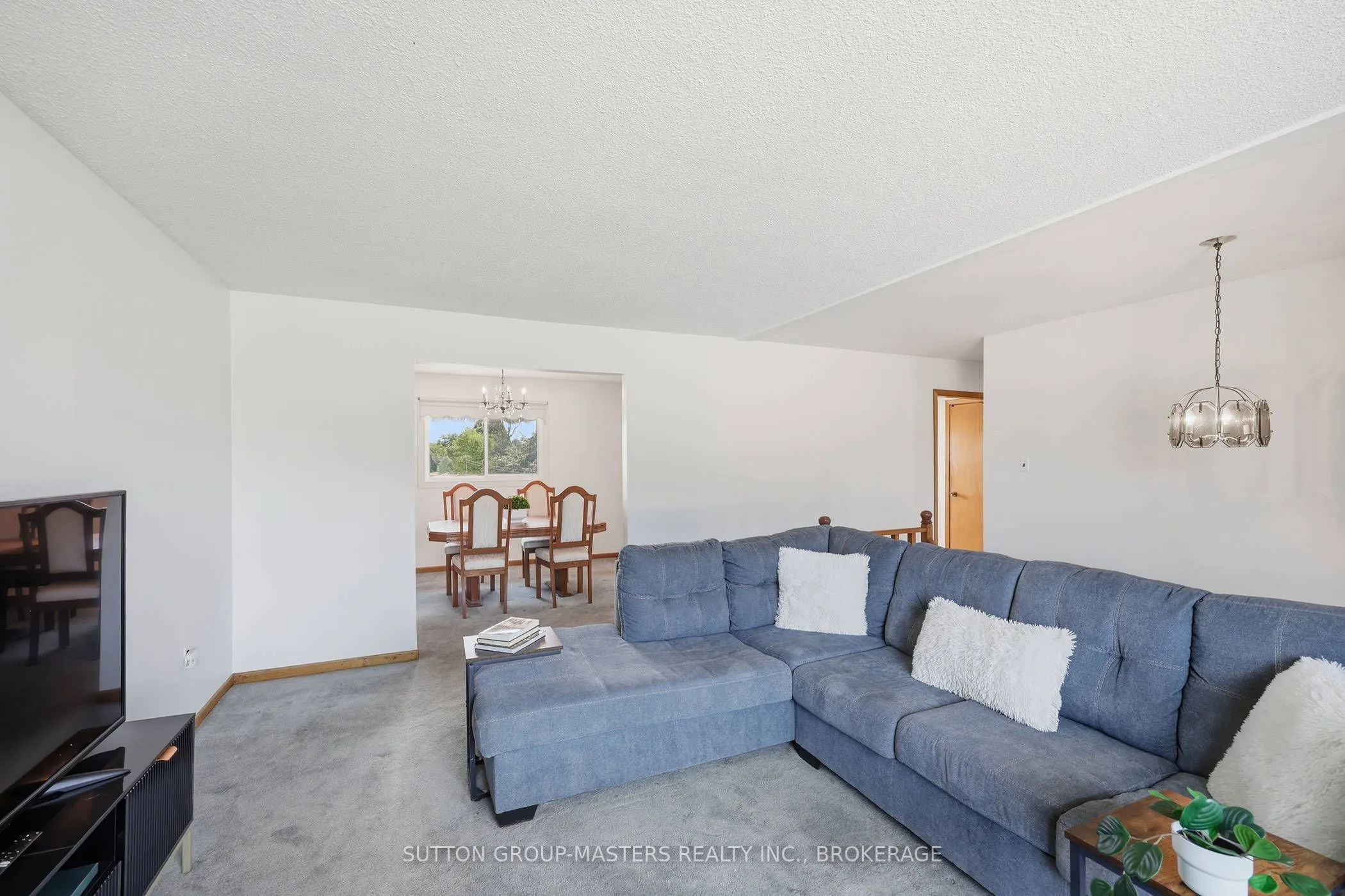 2212 Battersea Road