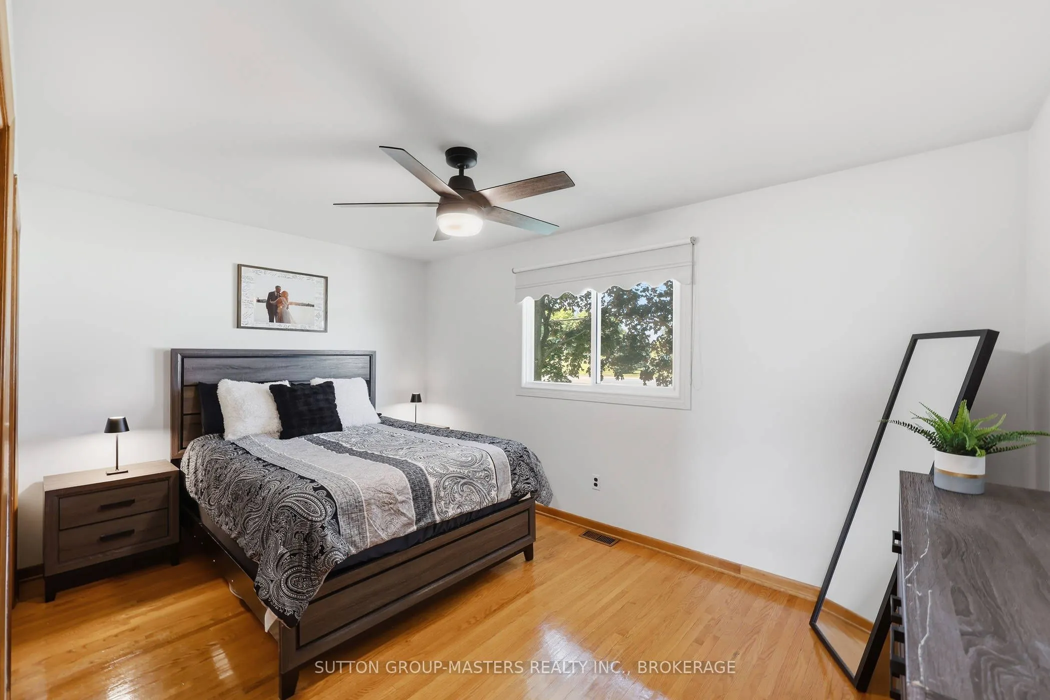 2212 Battersea Road