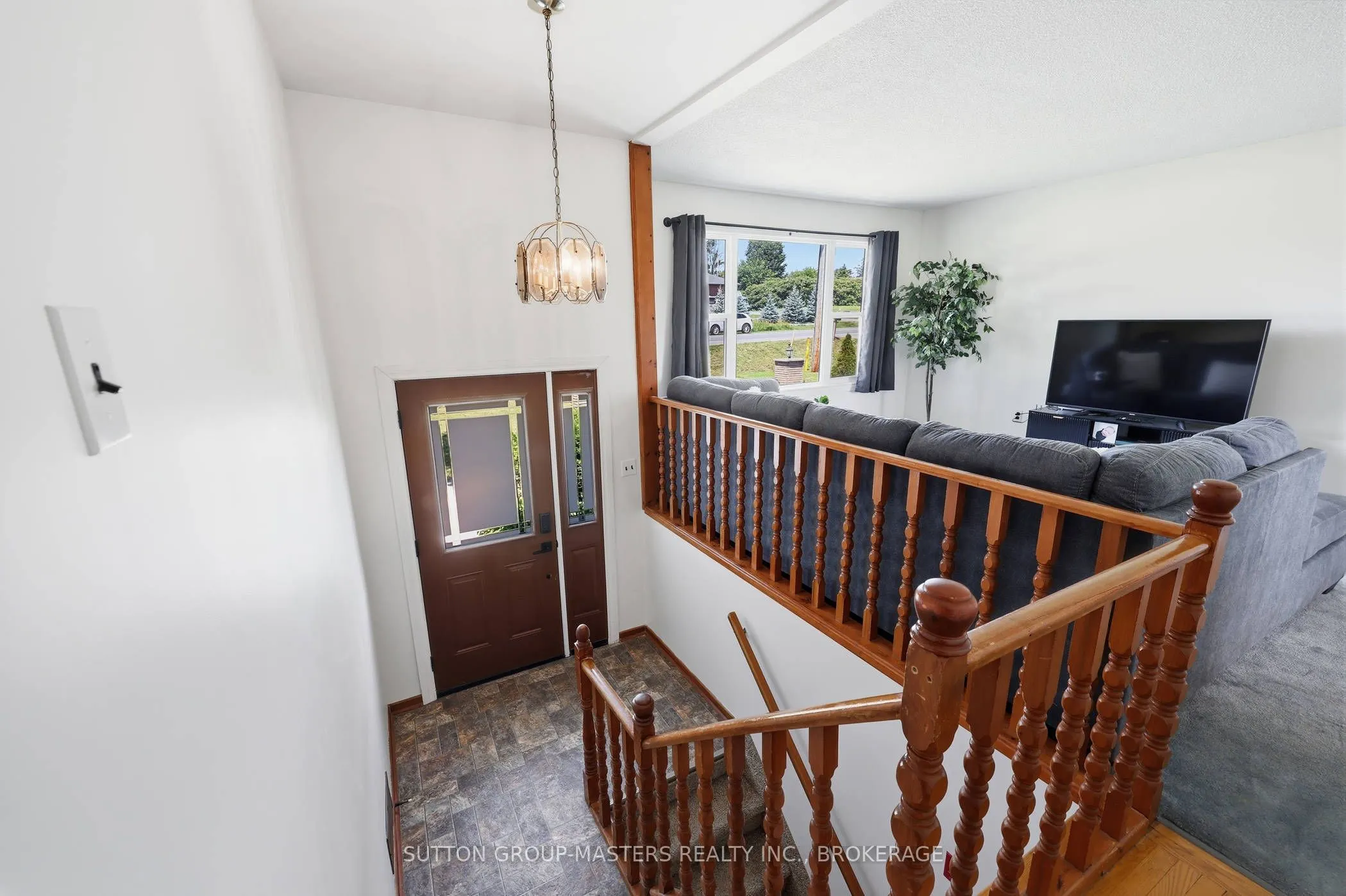 2212 Battersea Road