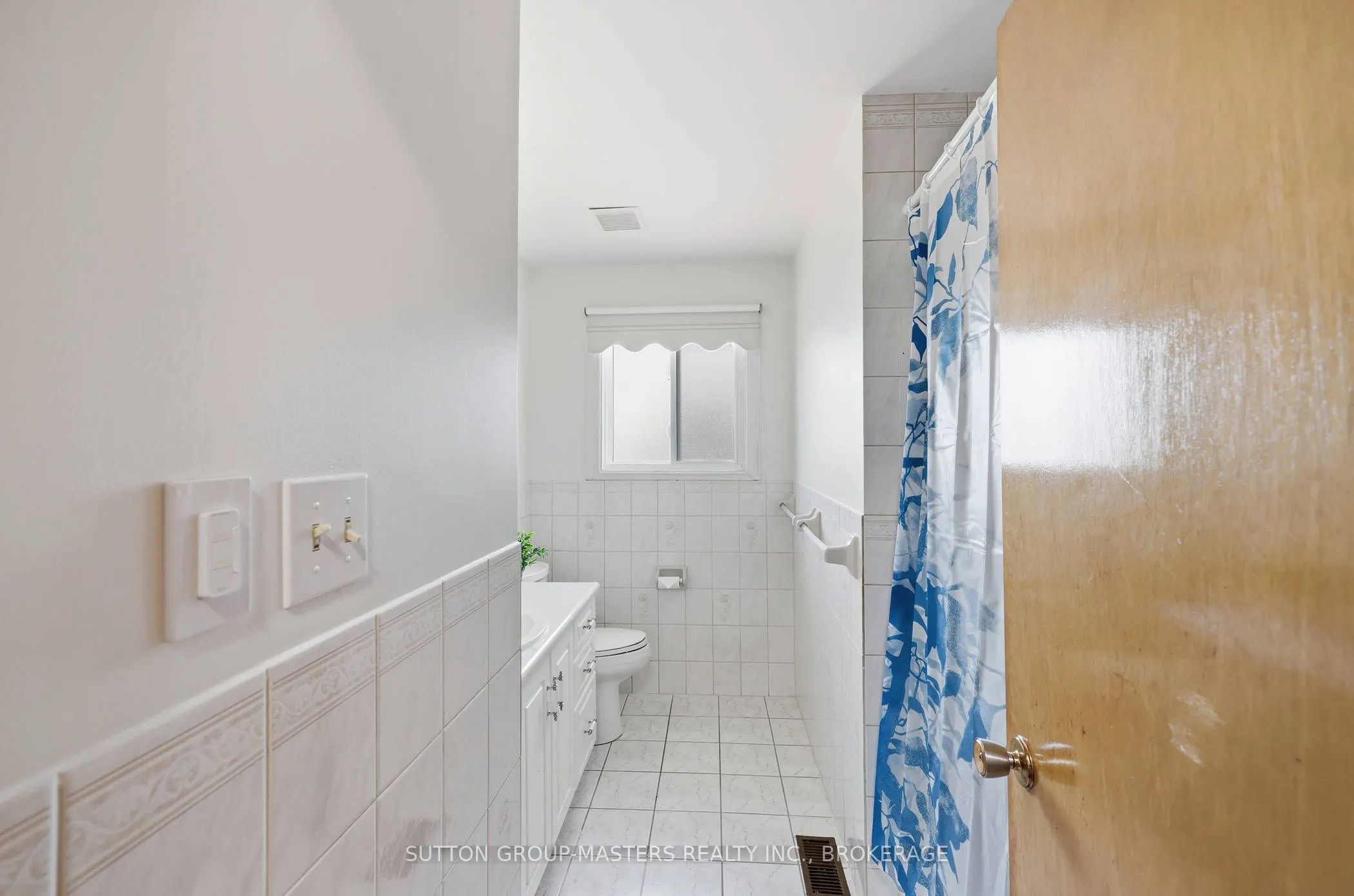 2212 Battersea Road
