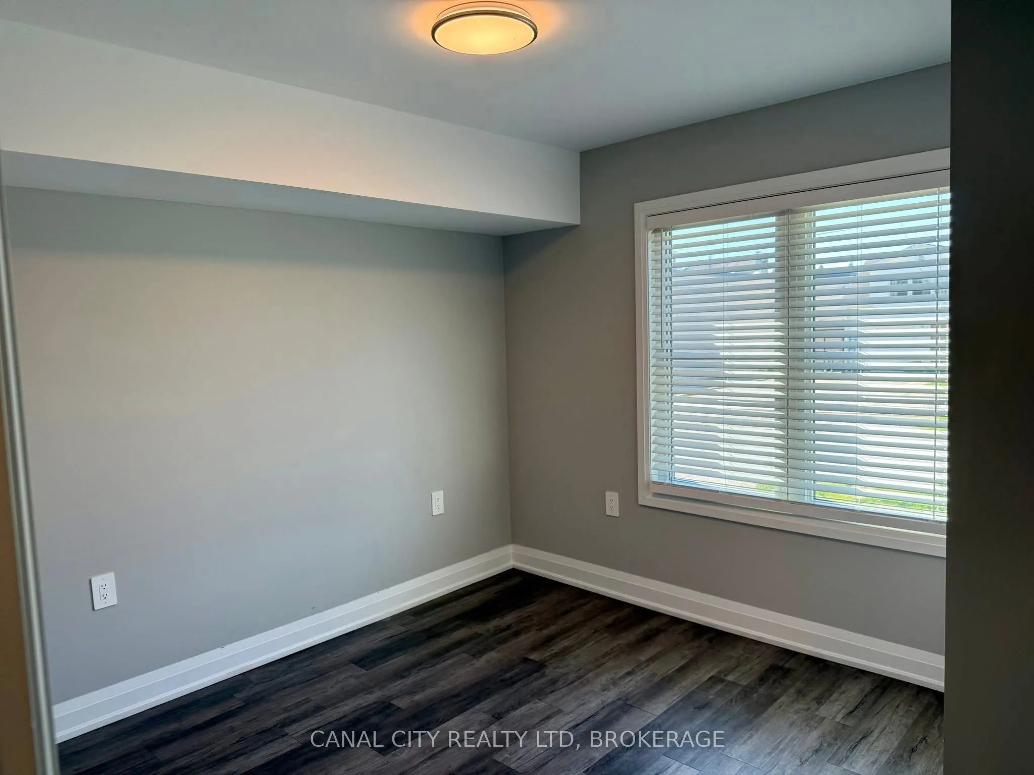 6 Ann Street #4