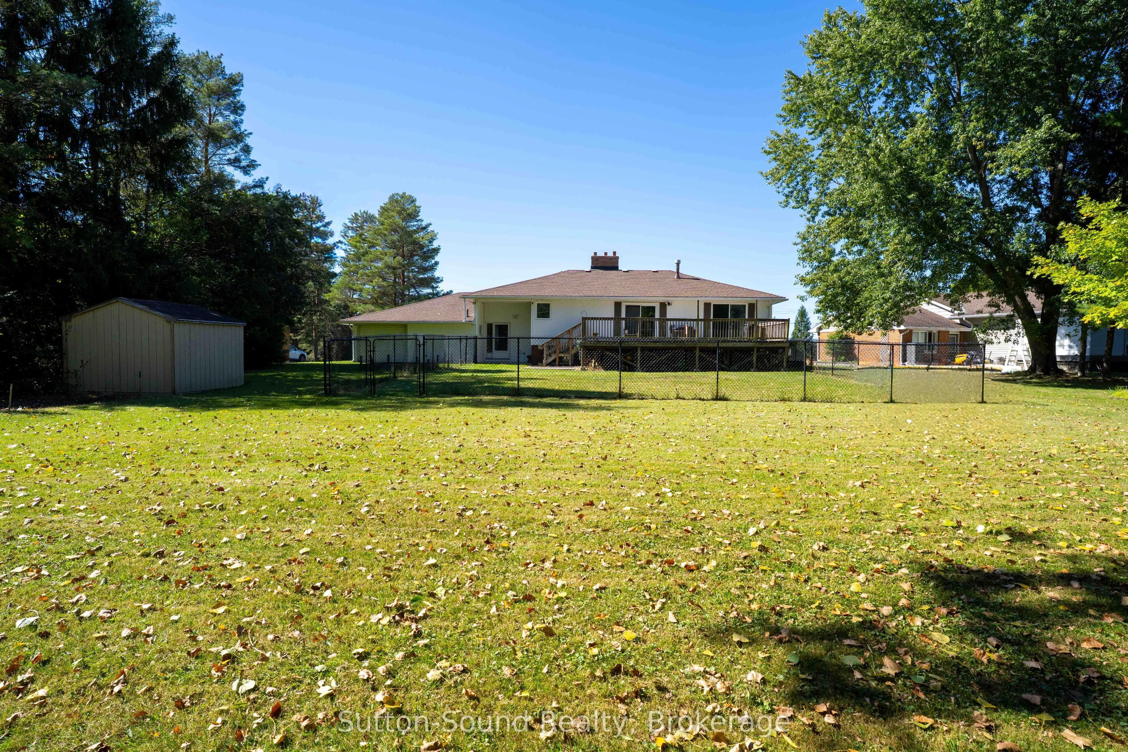 130 Clearview Crescent