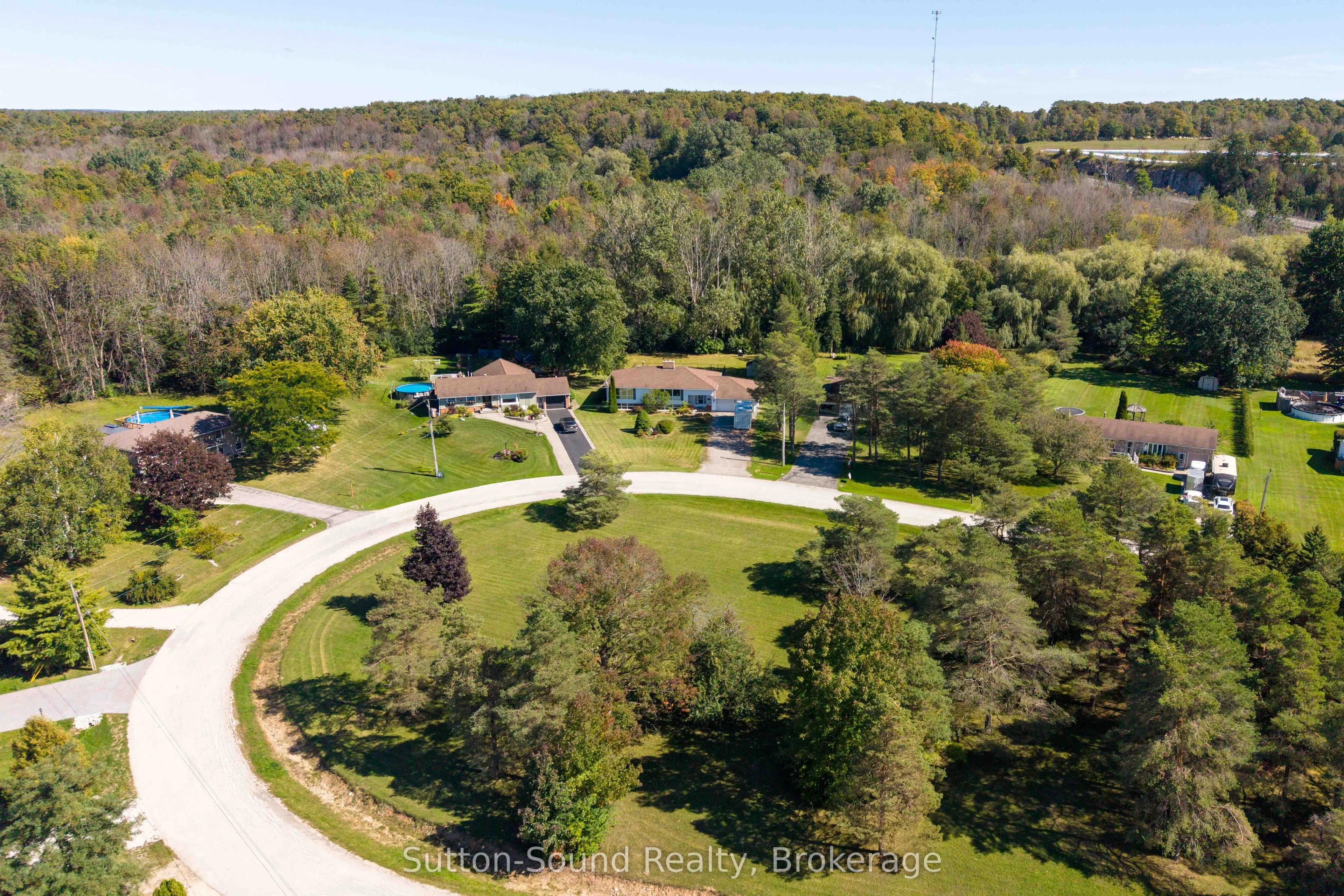 130 Clearview Crescent