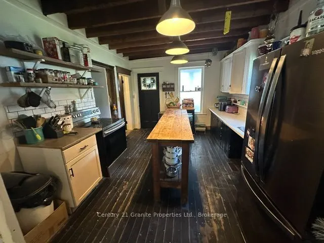 76 Nipissing Road E