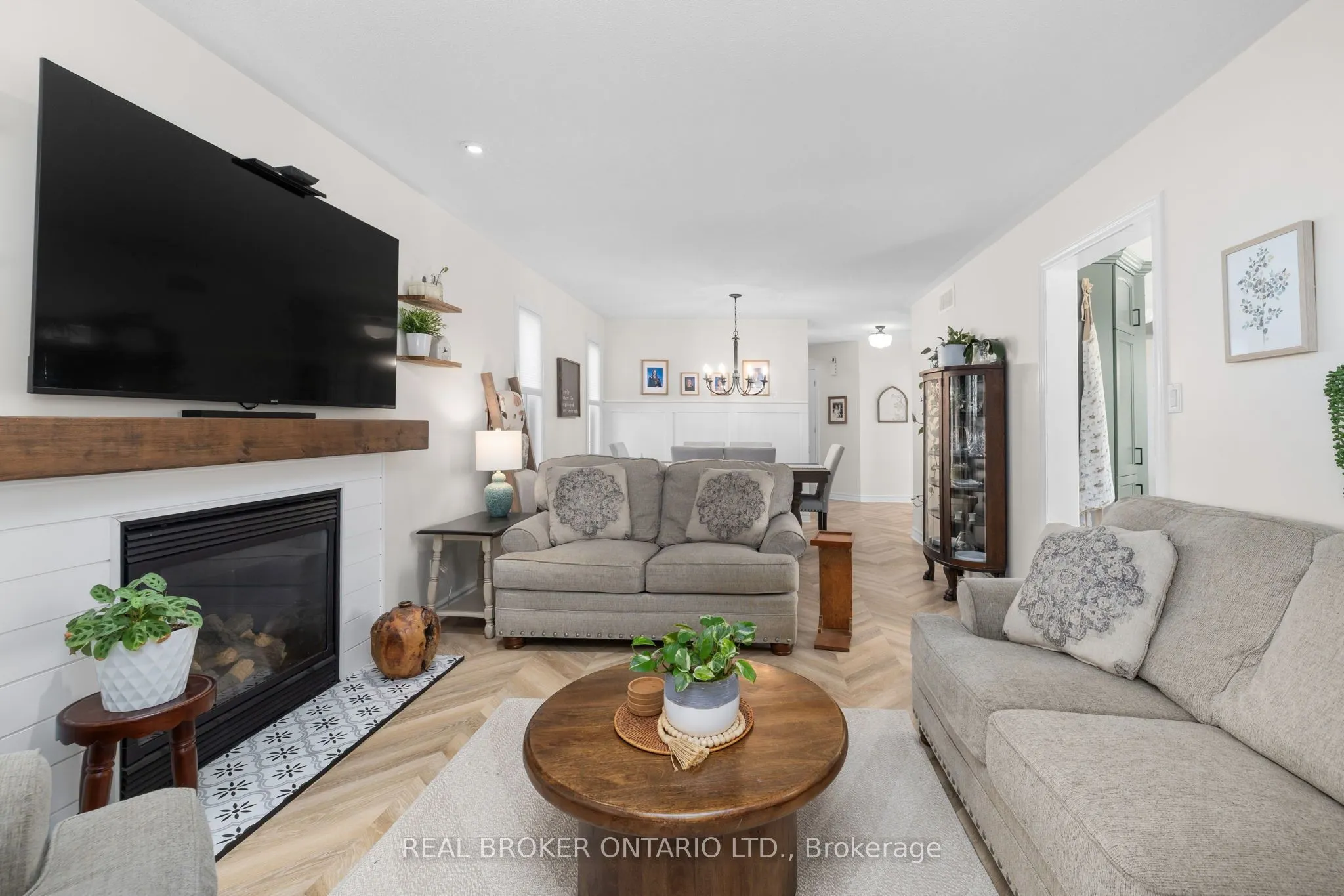 83 Comba Drive
