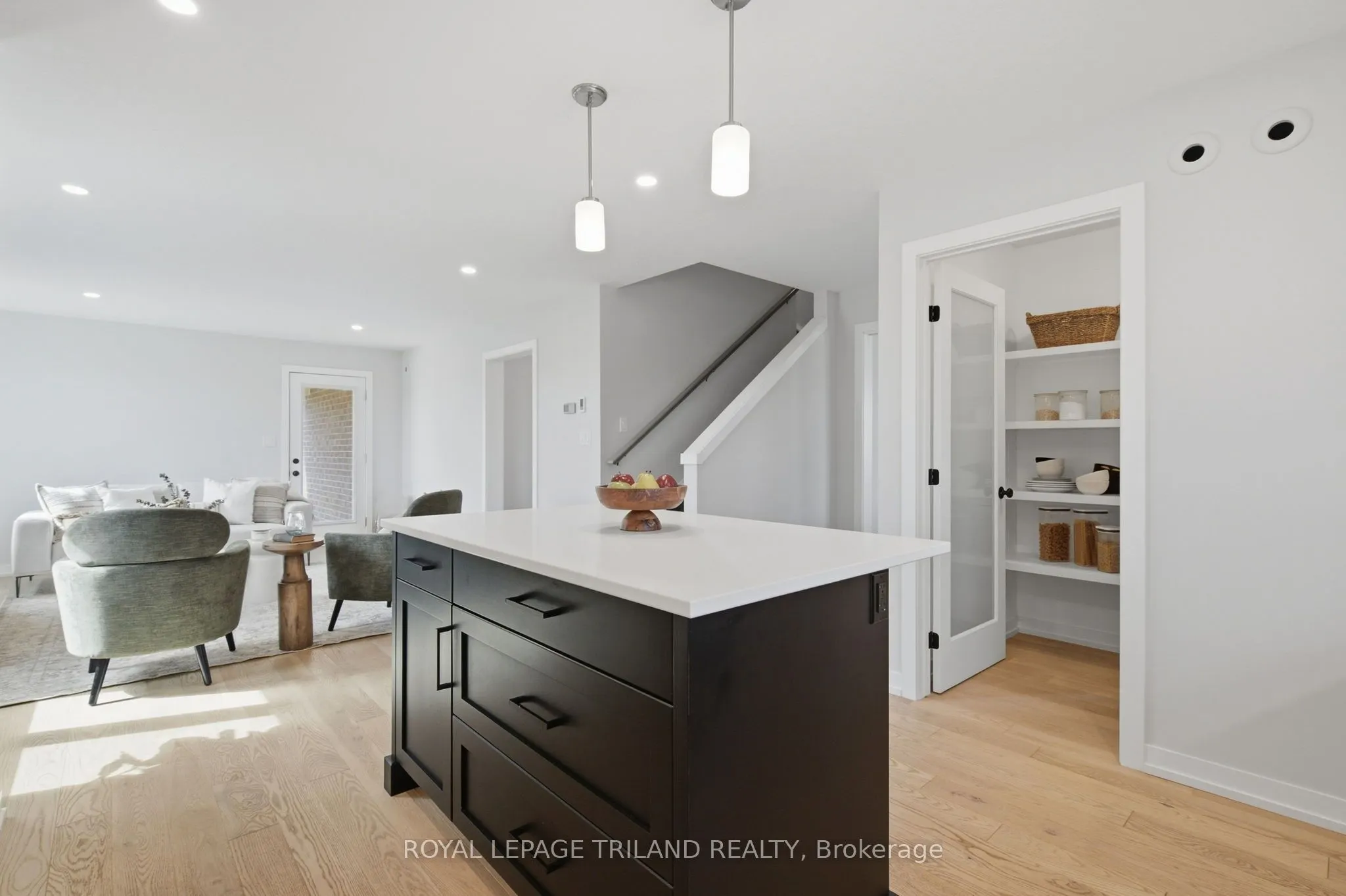 1 HAWKE Lane
