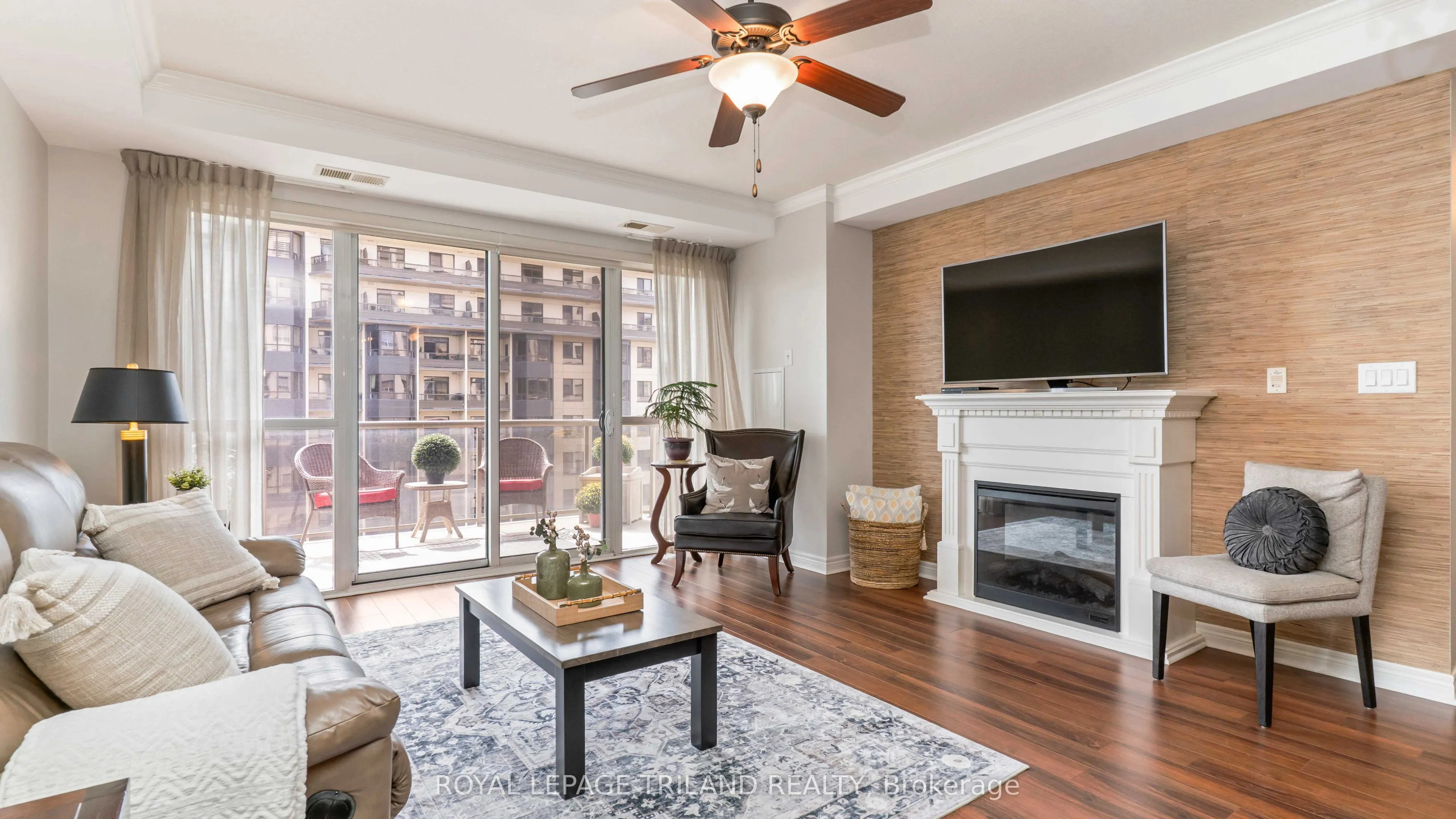 1030 Coronation Drive #812