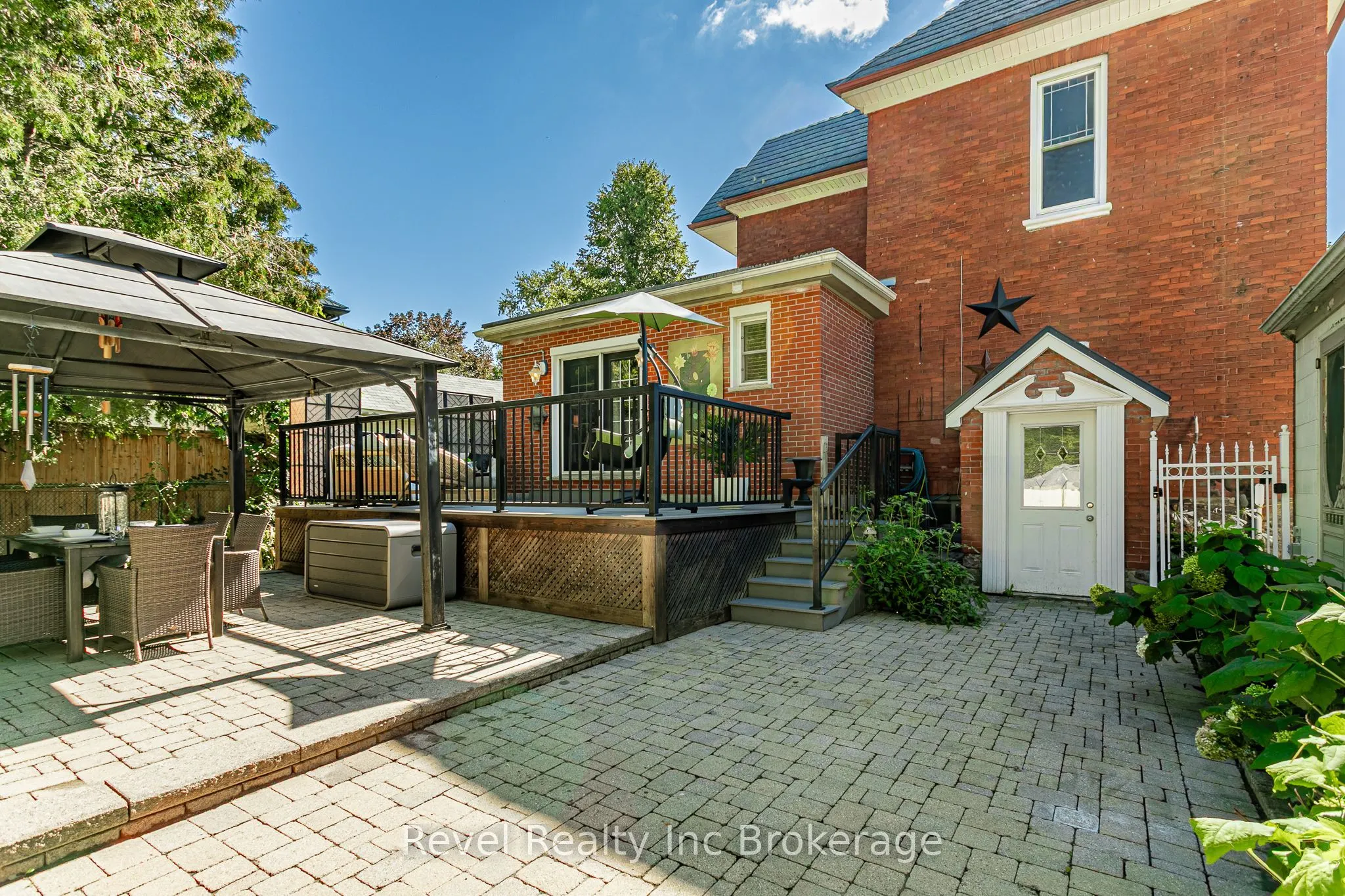 104 Ann Street