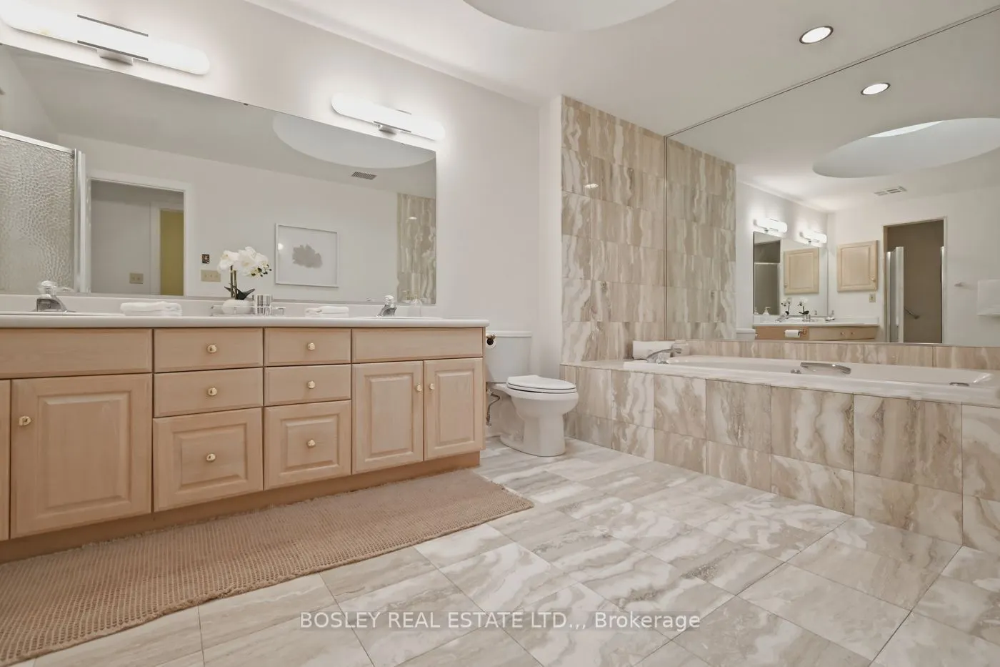 701 GENEVA Street #2604