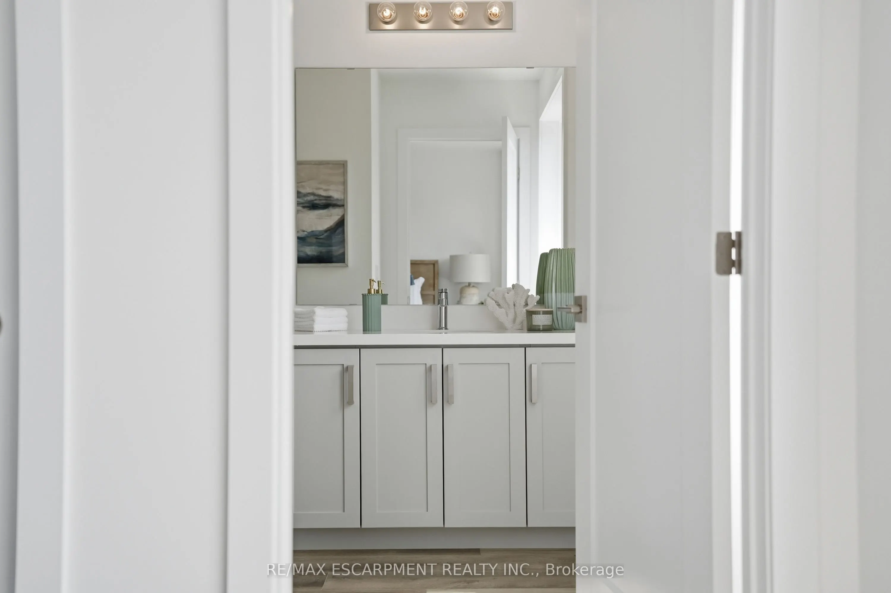 173 Burke Street #2