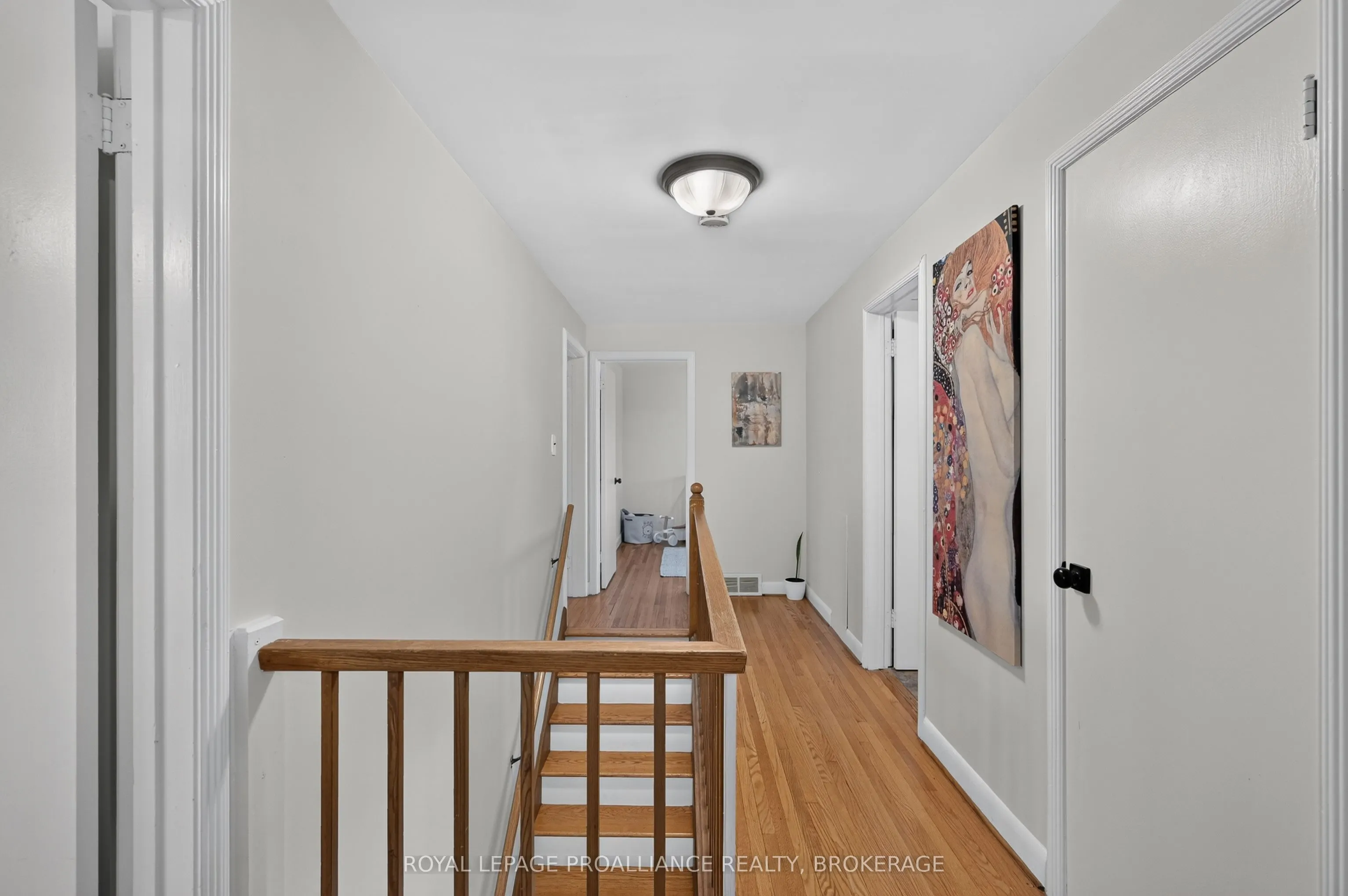 289 Avenue Road