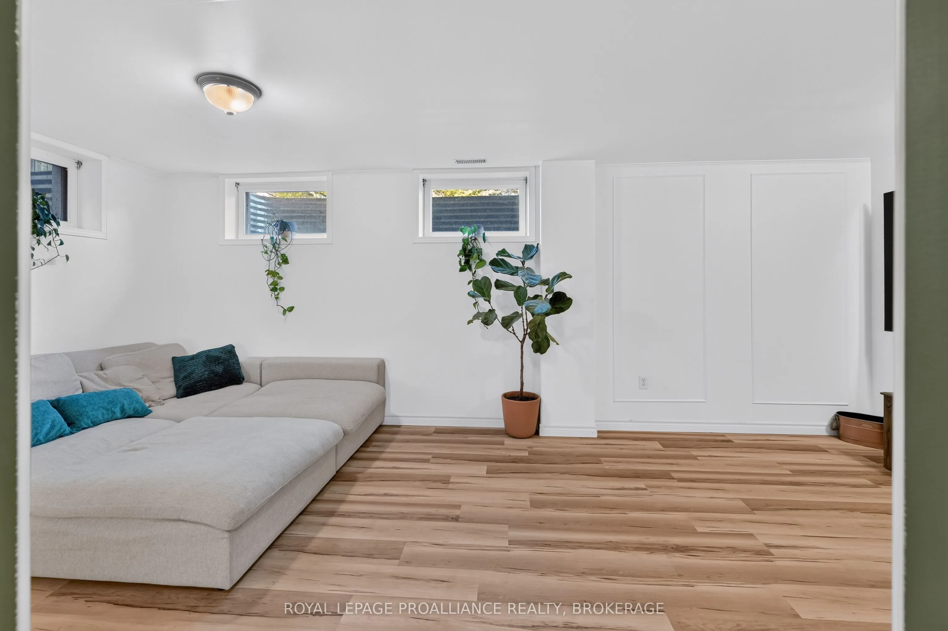 289 Avenue Road