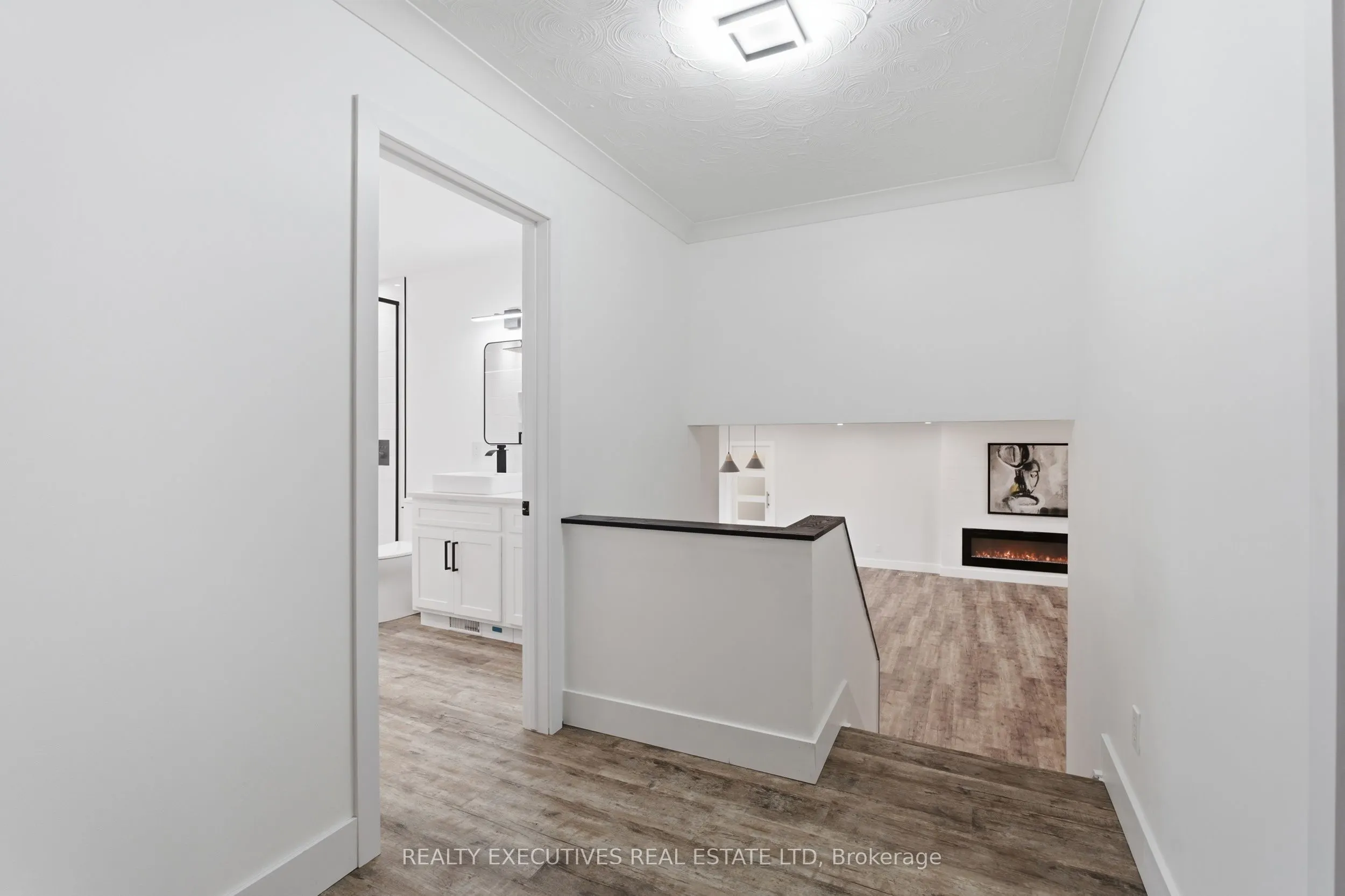 25 Crysler Station Road