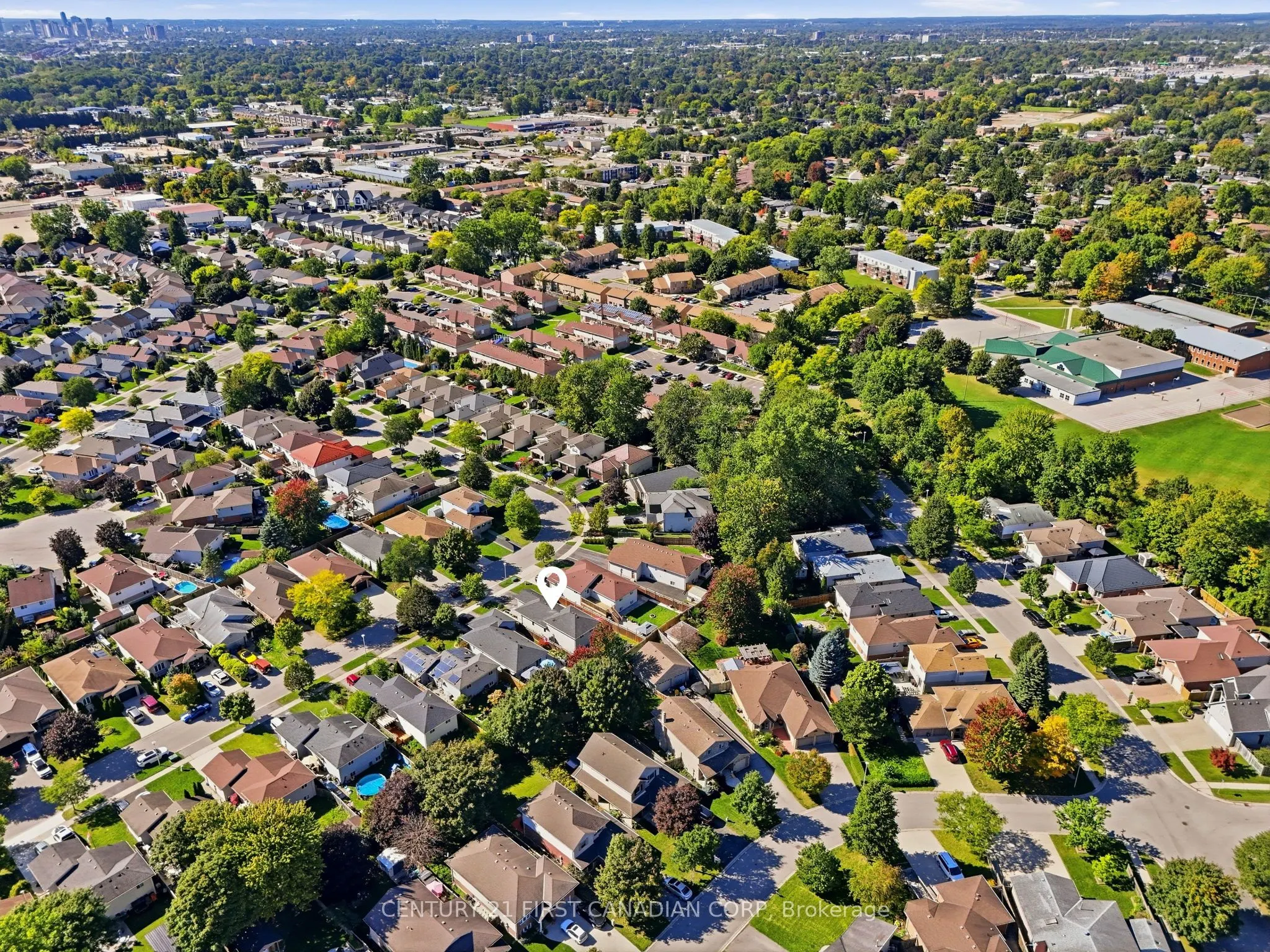 546 Talltree Crescent
