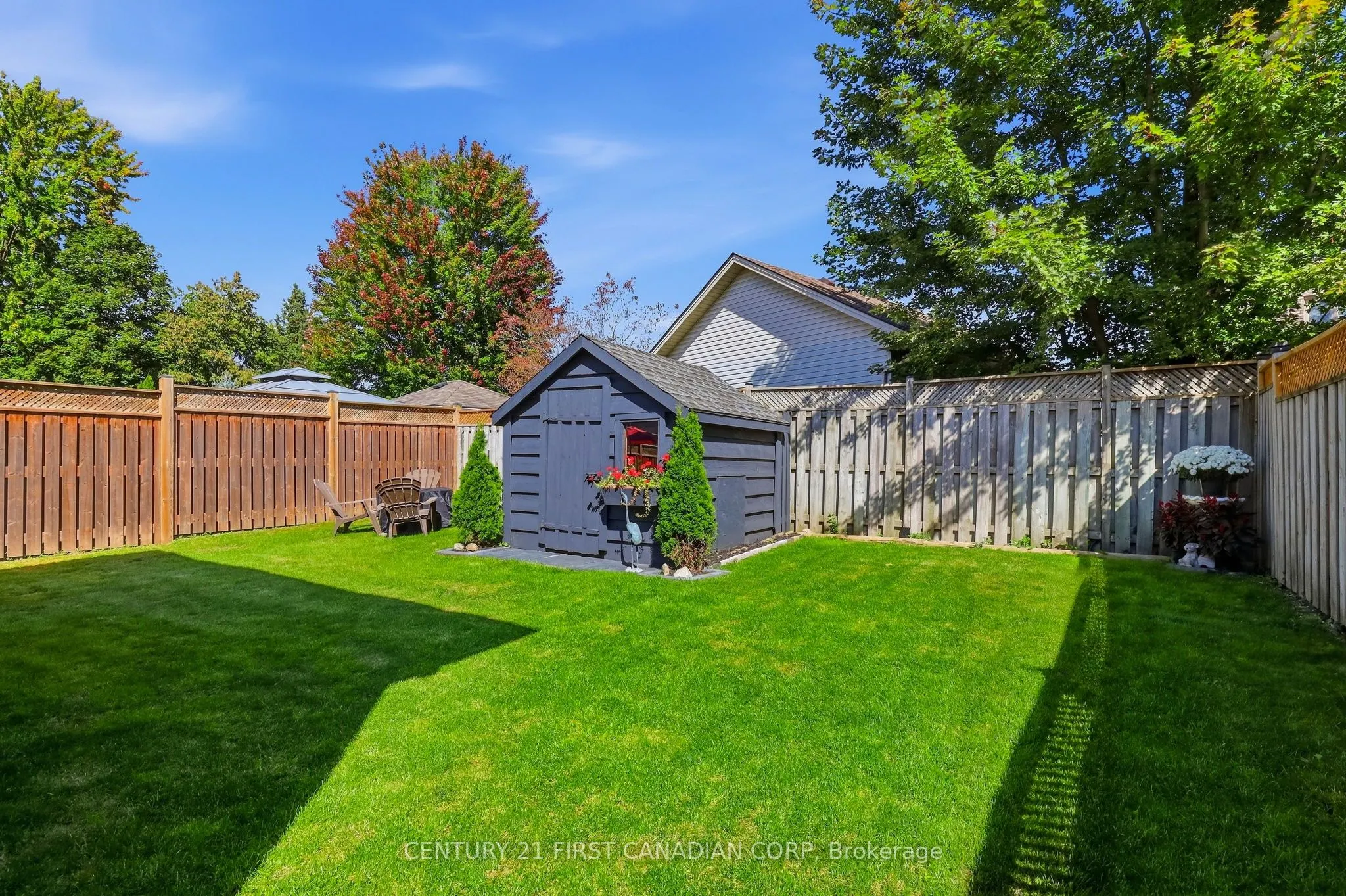 546 Talltree Crescent