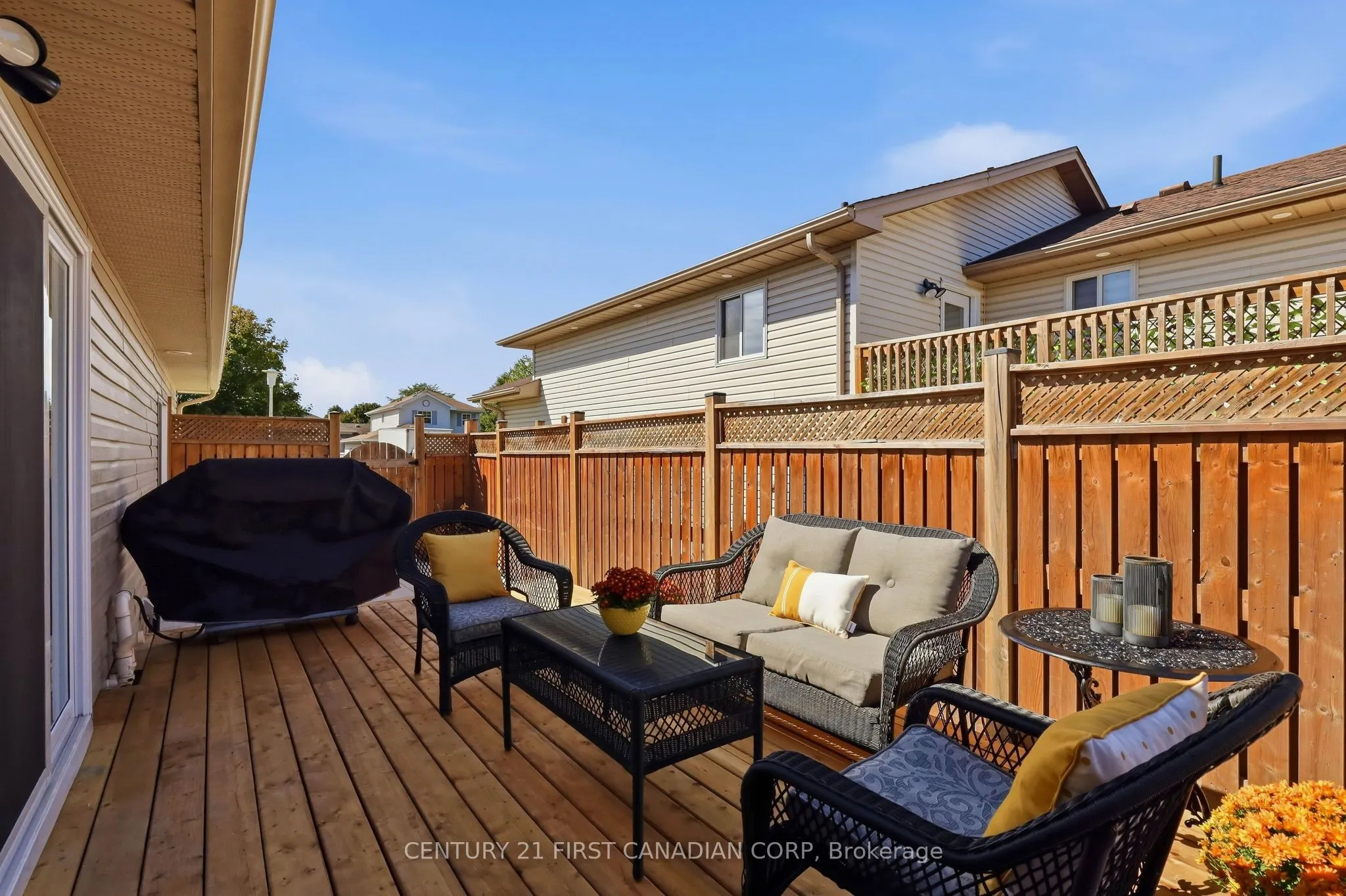546 Talltree Crescent