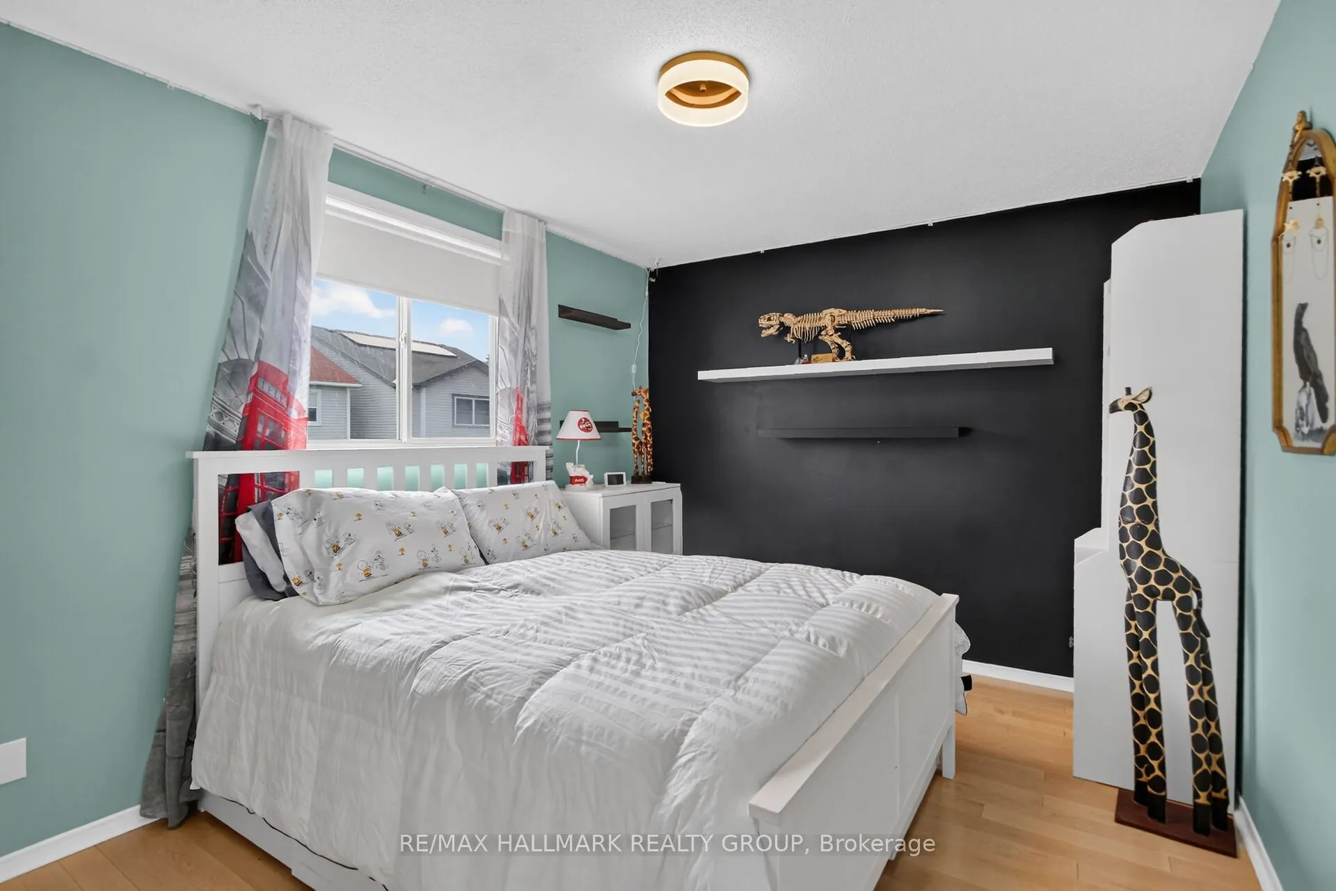 133 Fairlop Way