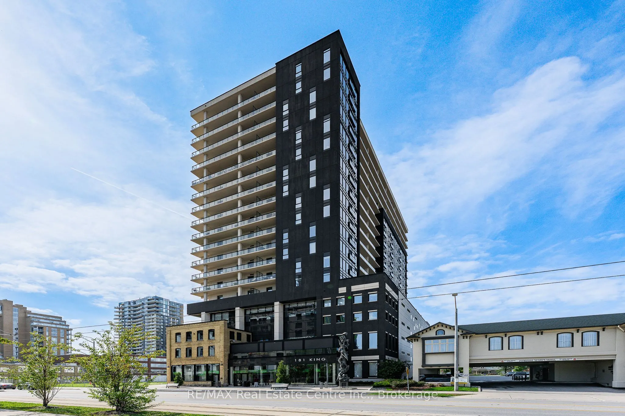 181 King Street S #1607
