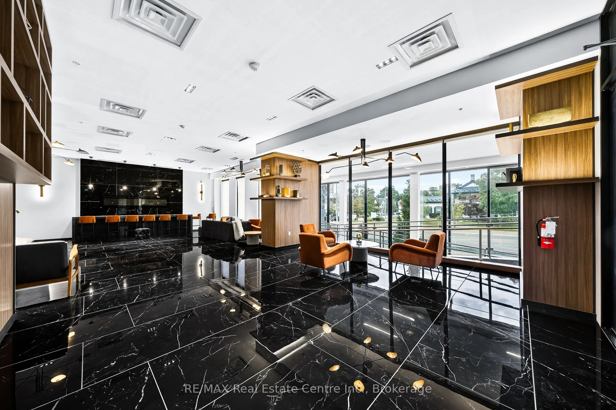 181 King Street S #1607