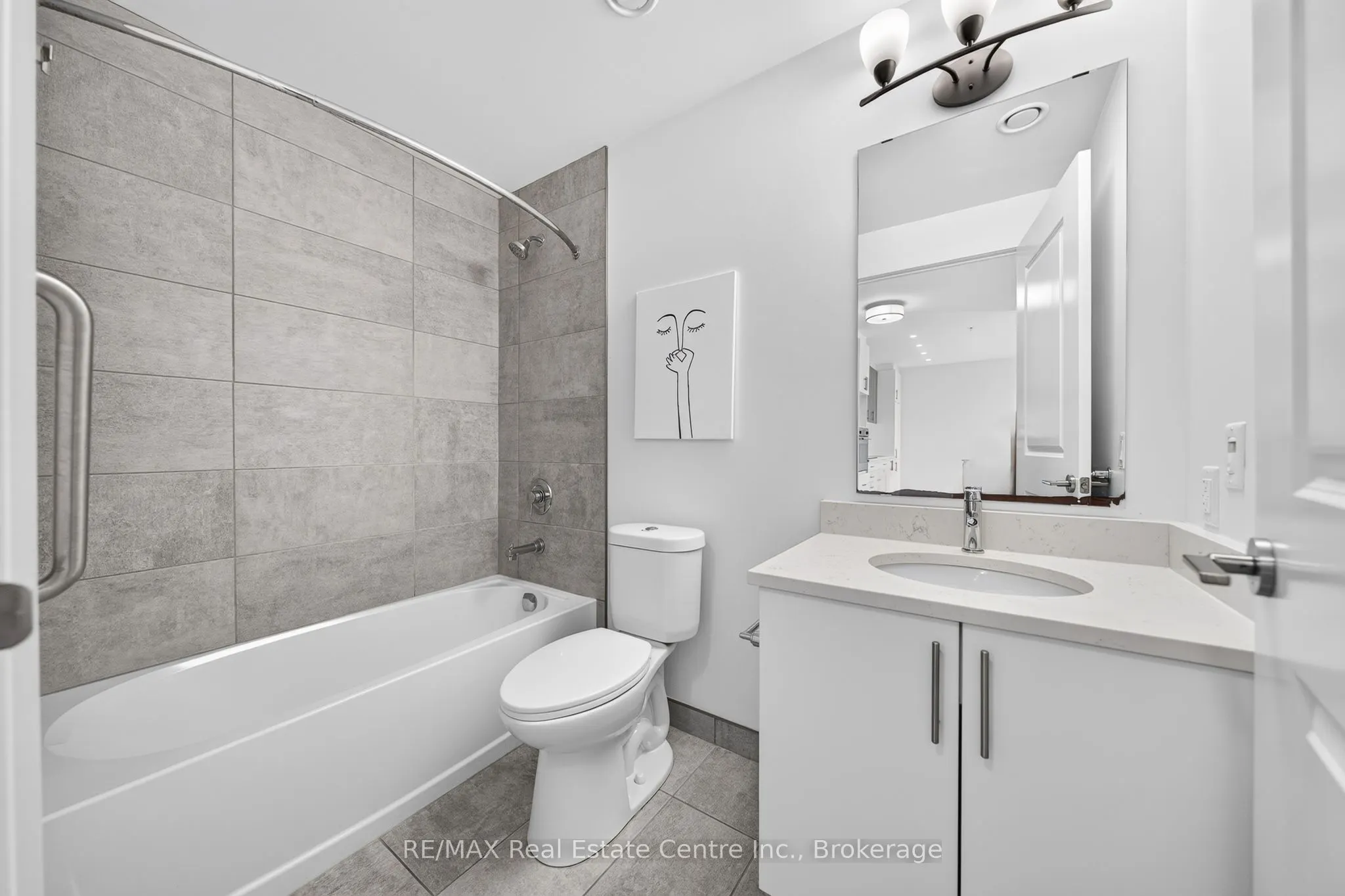 181 King Street S #1607