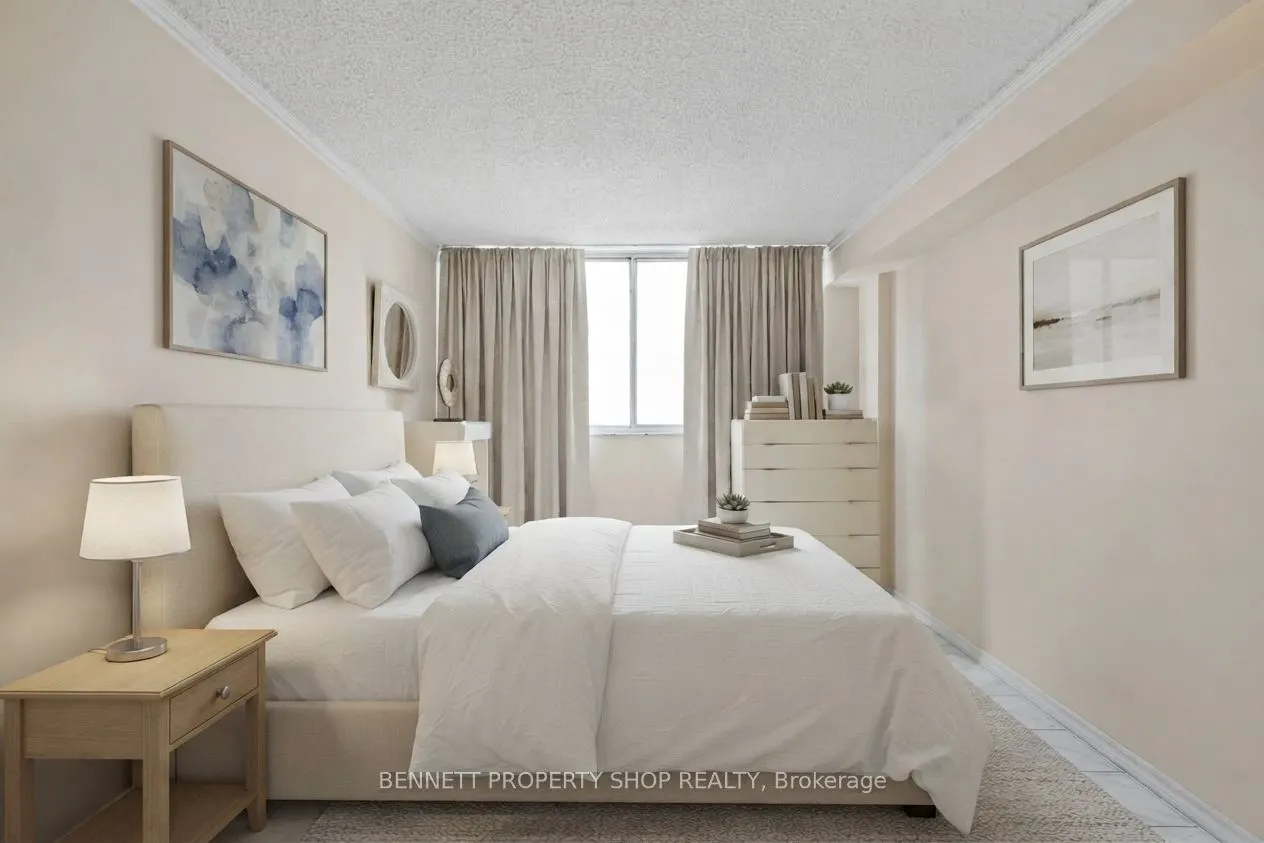 530 Laurier Avenue W #903
