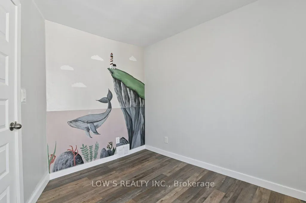 218 Main Street E
