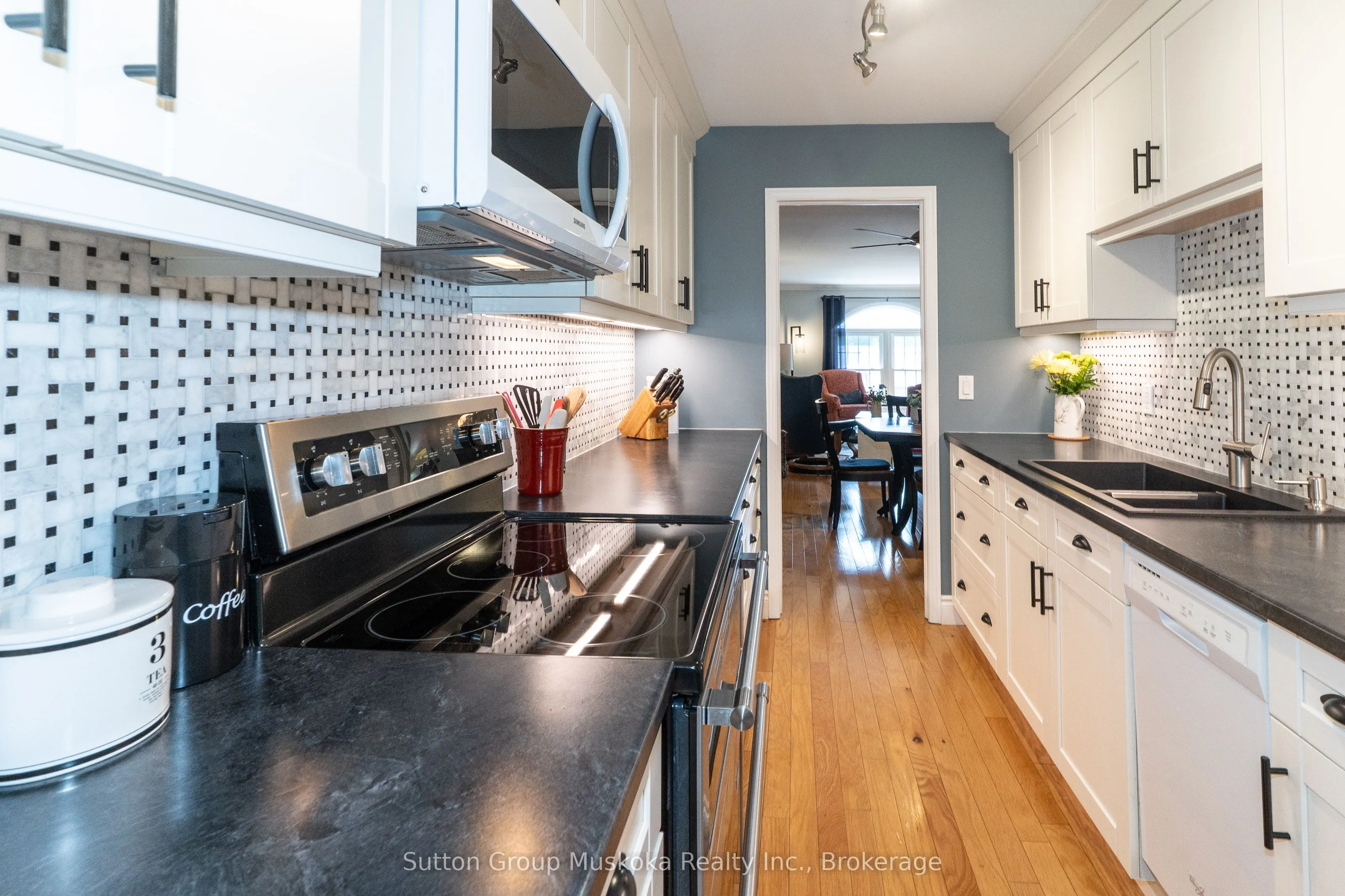 44 King William Street #4